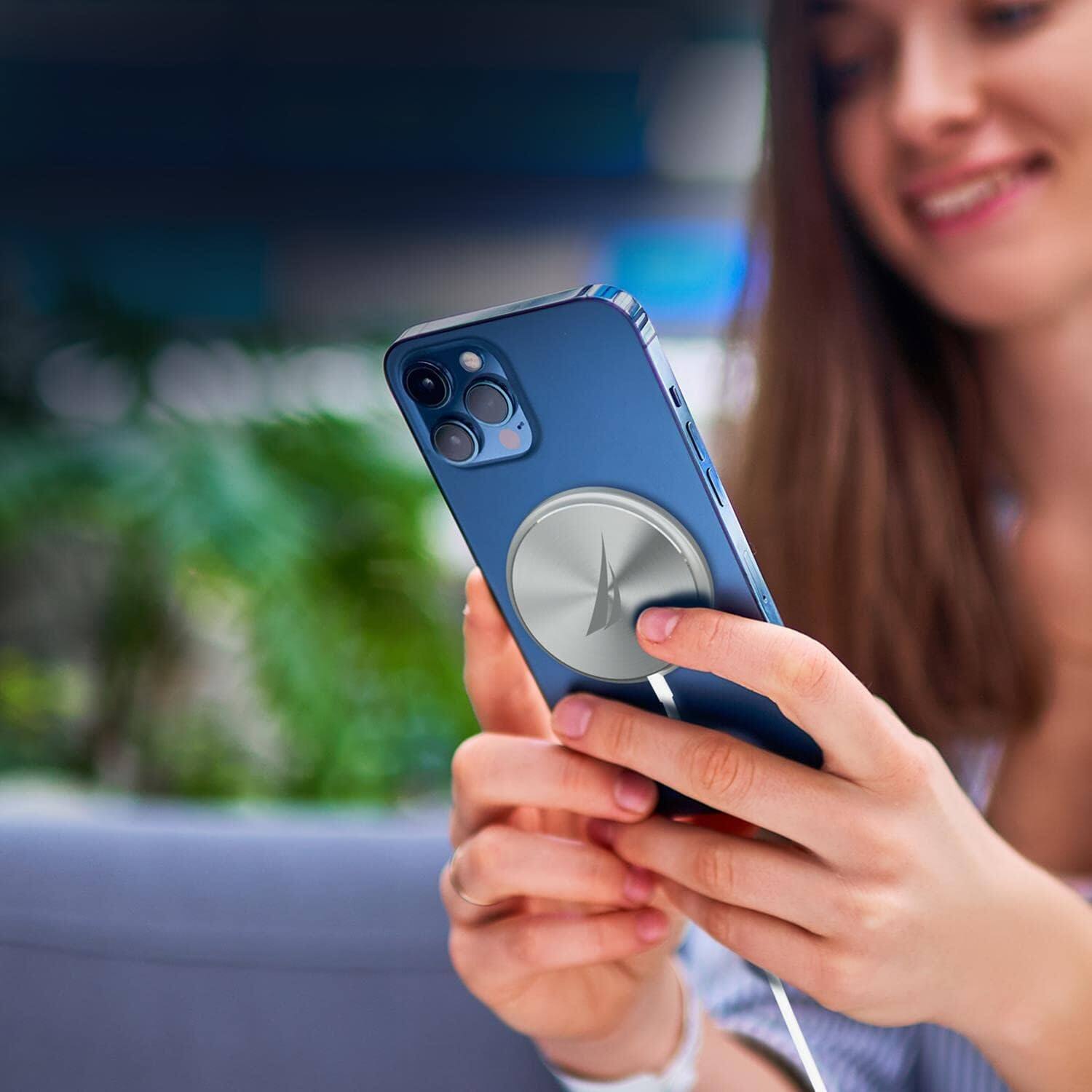 Left. Nautica - Nautica Wireless Charger CH200 Magnetic Magsafe ( White ) - White.