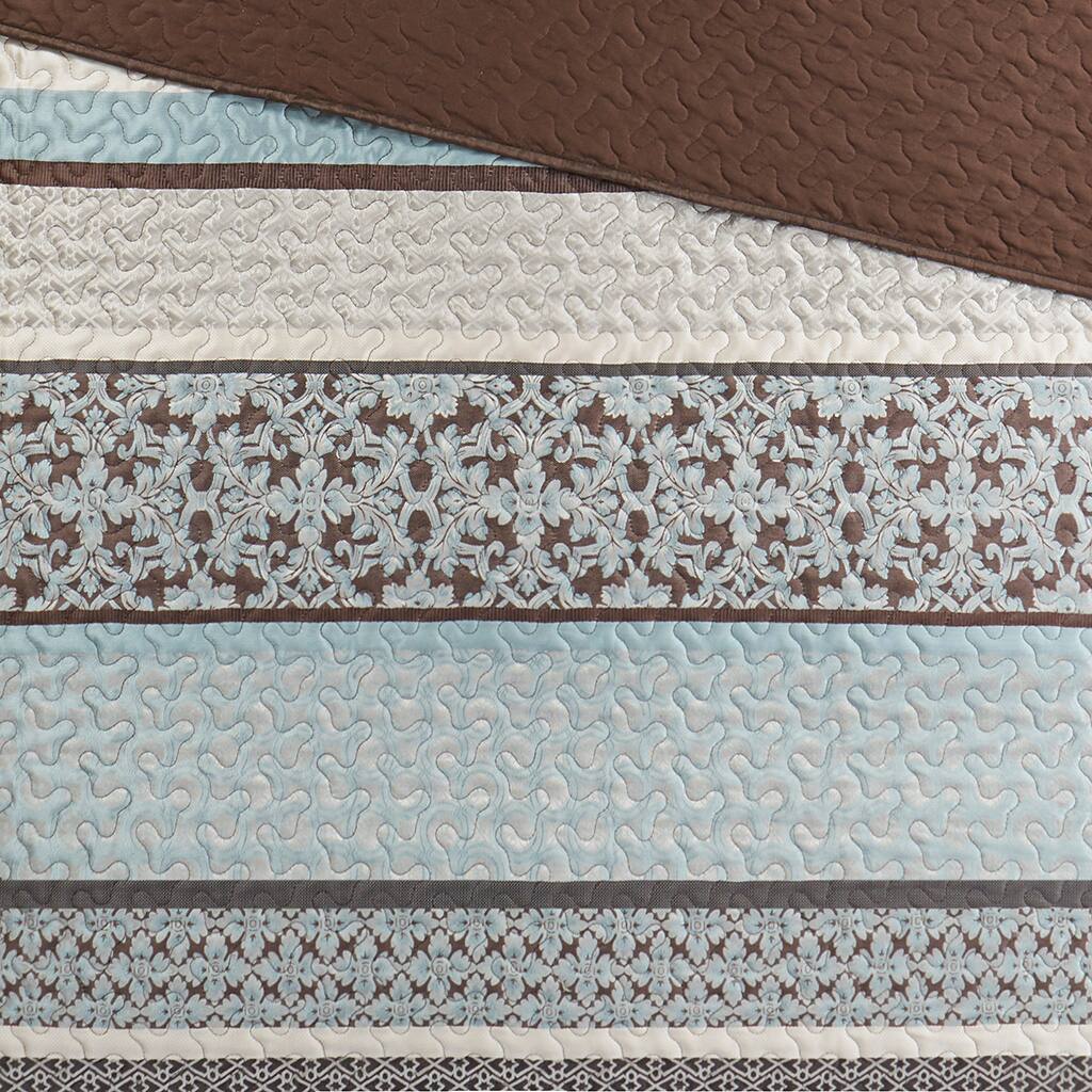 Alt View 5. Gracie Mills - Gracie Mills Irmgard 5-Piece Reversible Jacquard Bedspread Set - Blue.