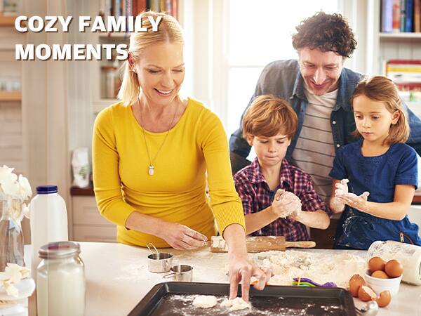 COZY FAMILY MOMENTS