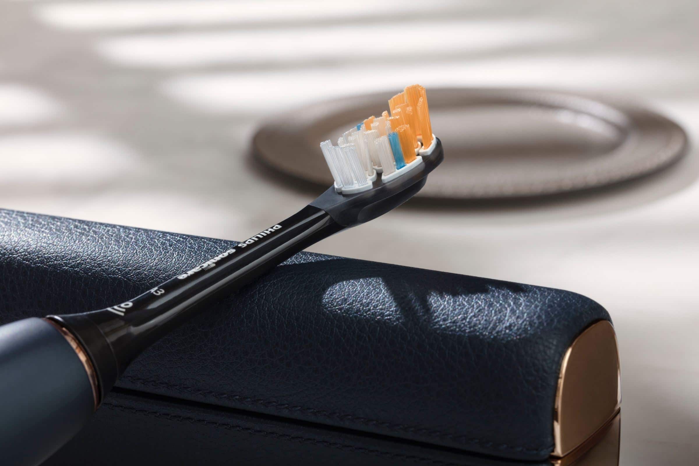 Alt View Zoom 20. Philips Sonicare - 9900 Prestige Rechargeable Electric Toothbrush with SenseIQ - Midnight.