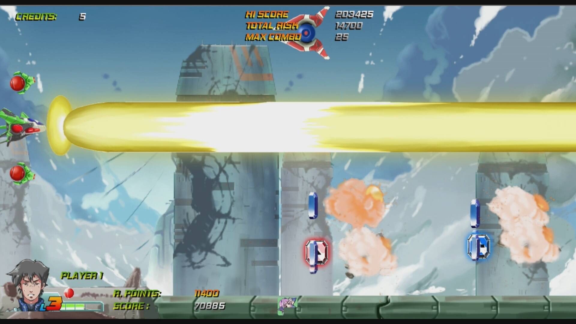 CREDITS: 5

HI SCORE
TOTAL: 203425
A.I. POINTS: 14700
MAX COMBO: 25

PLAYER 1
A.I. POINTS: 14700
SCORE: 70885