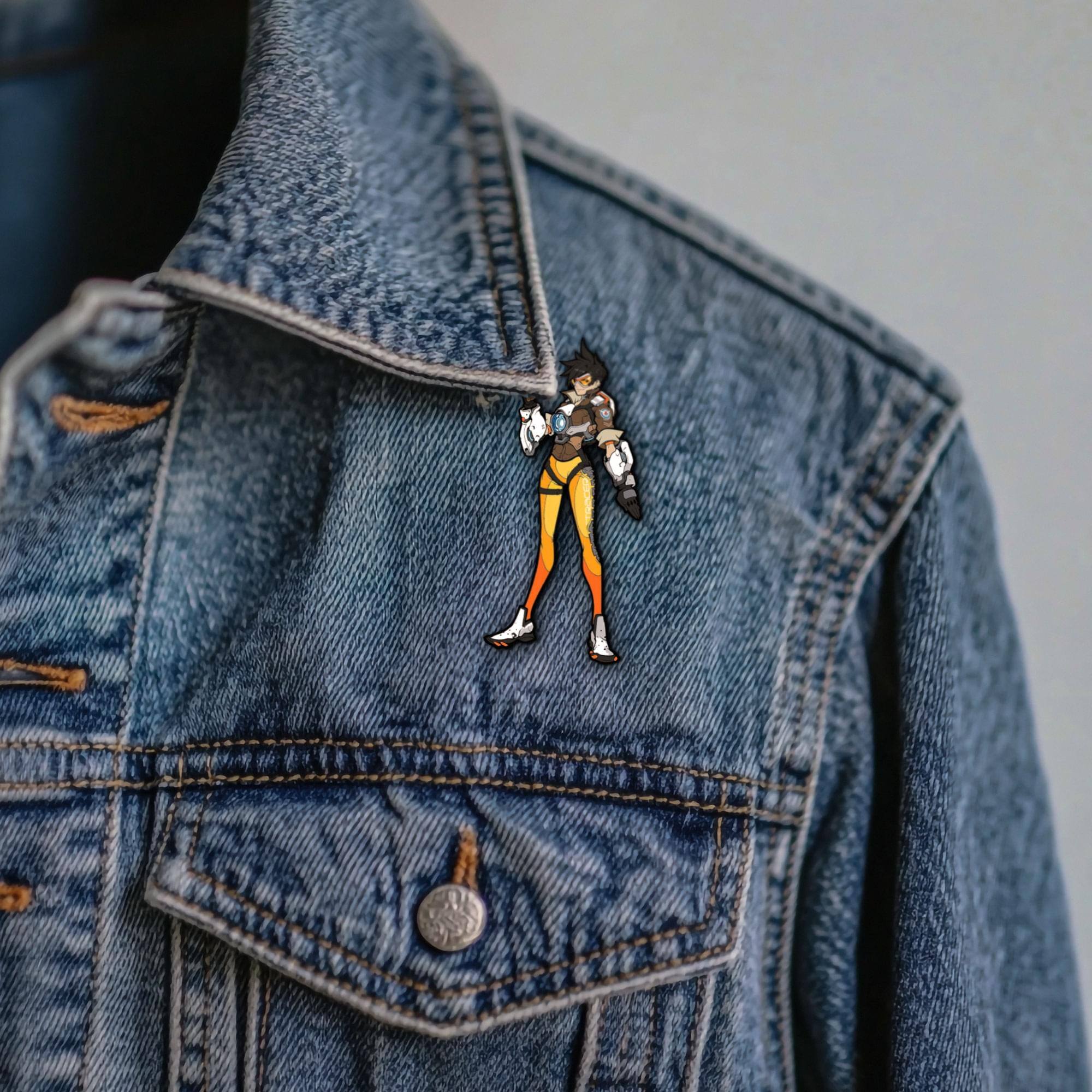 Alt View 2. CMD Collectibles - Overwatch 3-Inch Collectible Enamel FiGPiN Wave 1 - Tracer - Yellow.