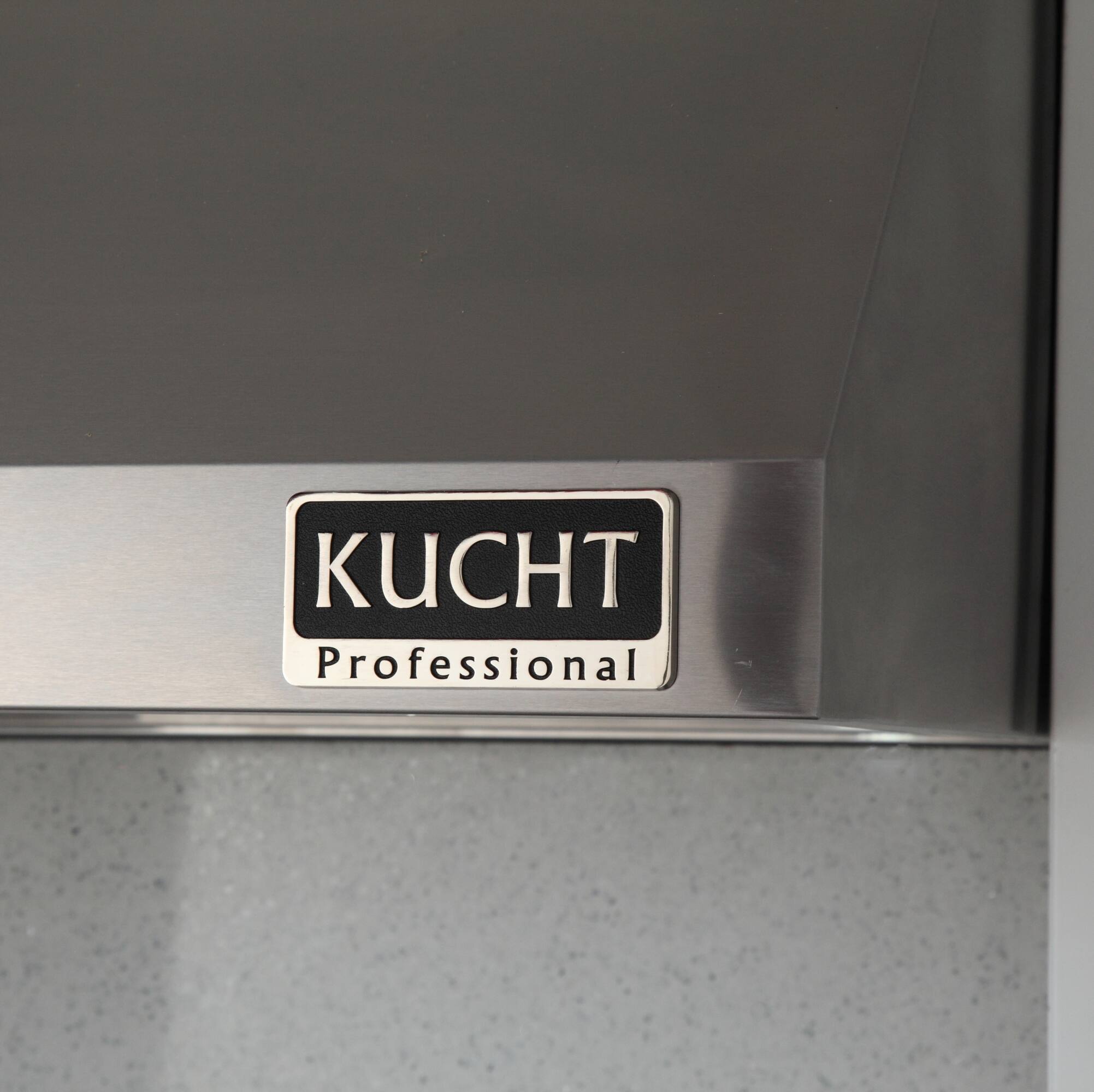 KUCHT  
Professional