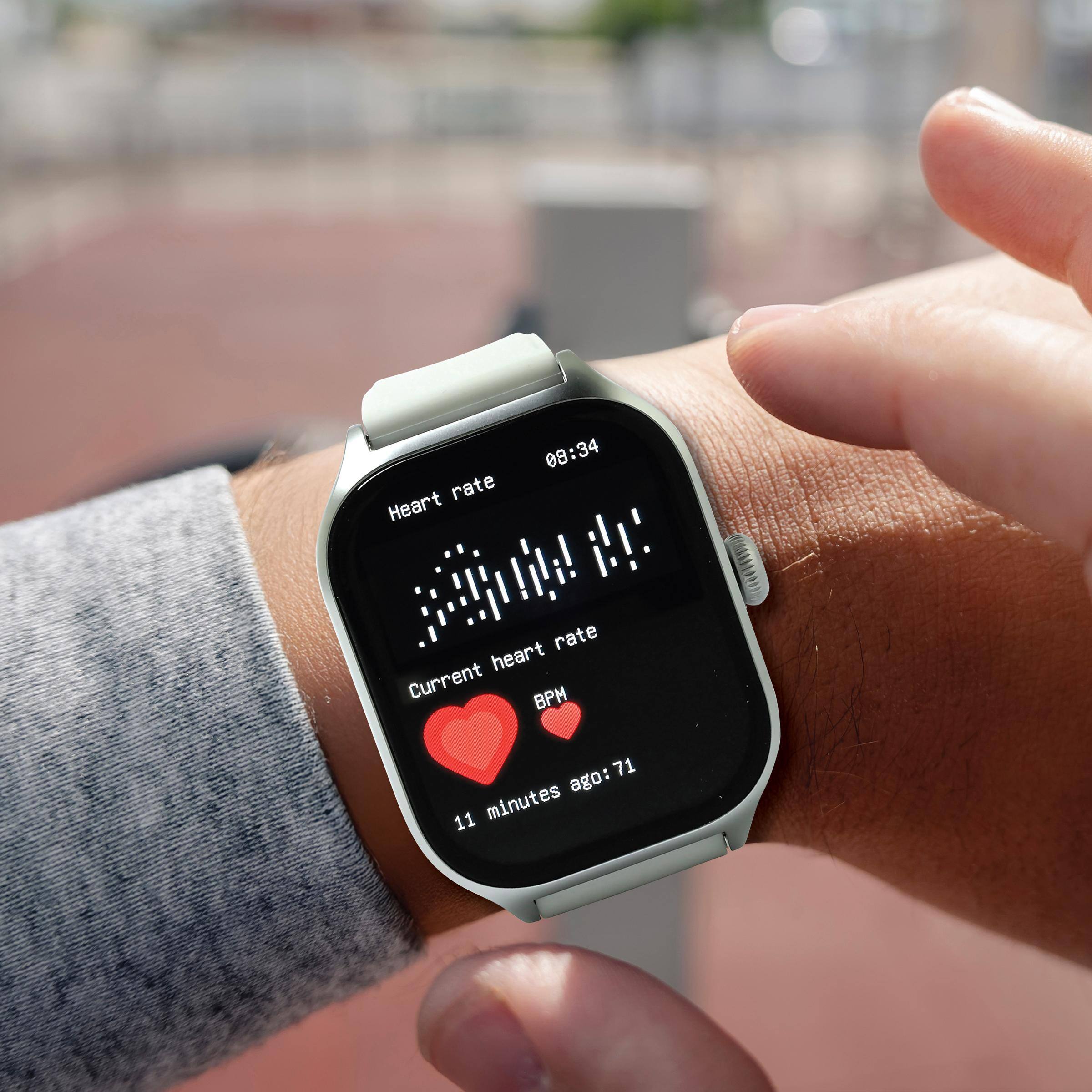 Heart rate  
08:34  
Current heart rate  
BPM: 71  
11 minutes ago
