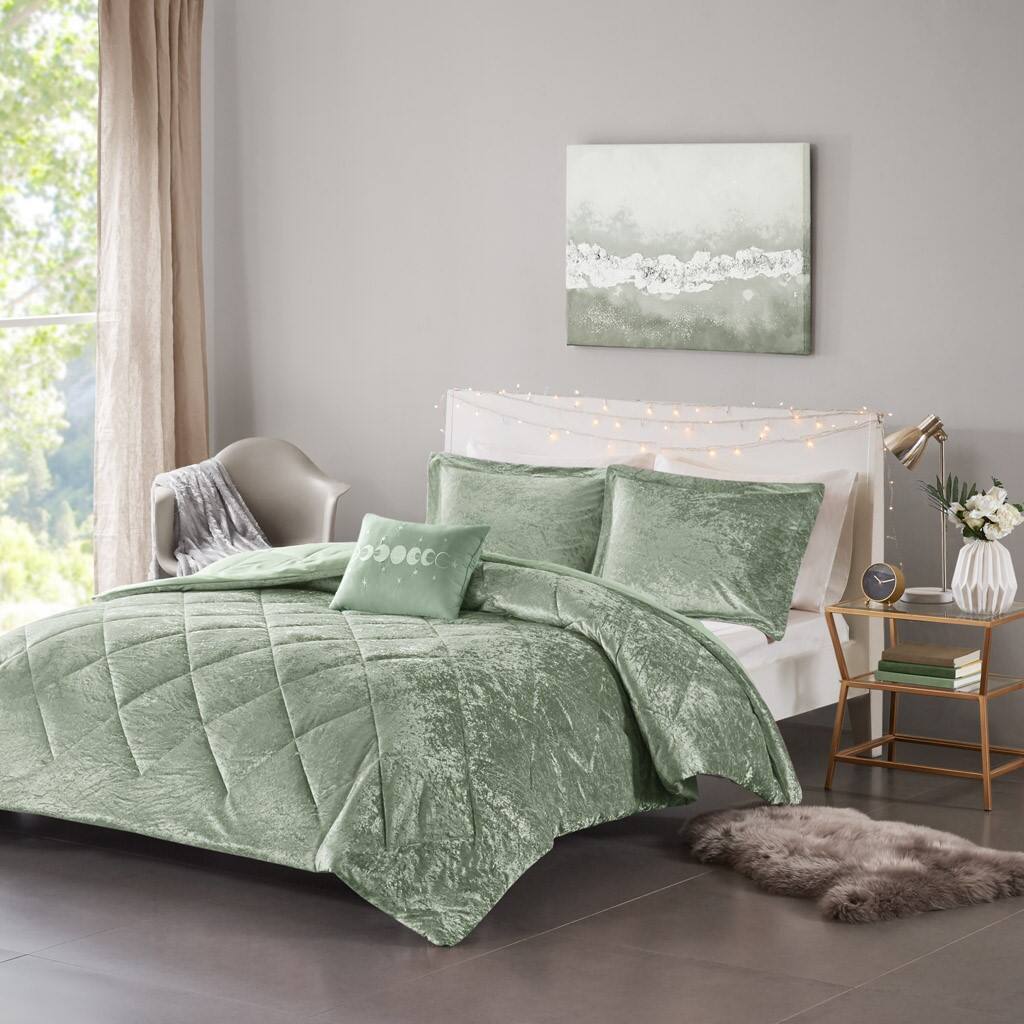 Alt View 1. Gracie Mills - Gracie Mills Andrea Velvet Comforter Set with Throw Pillow - Green.