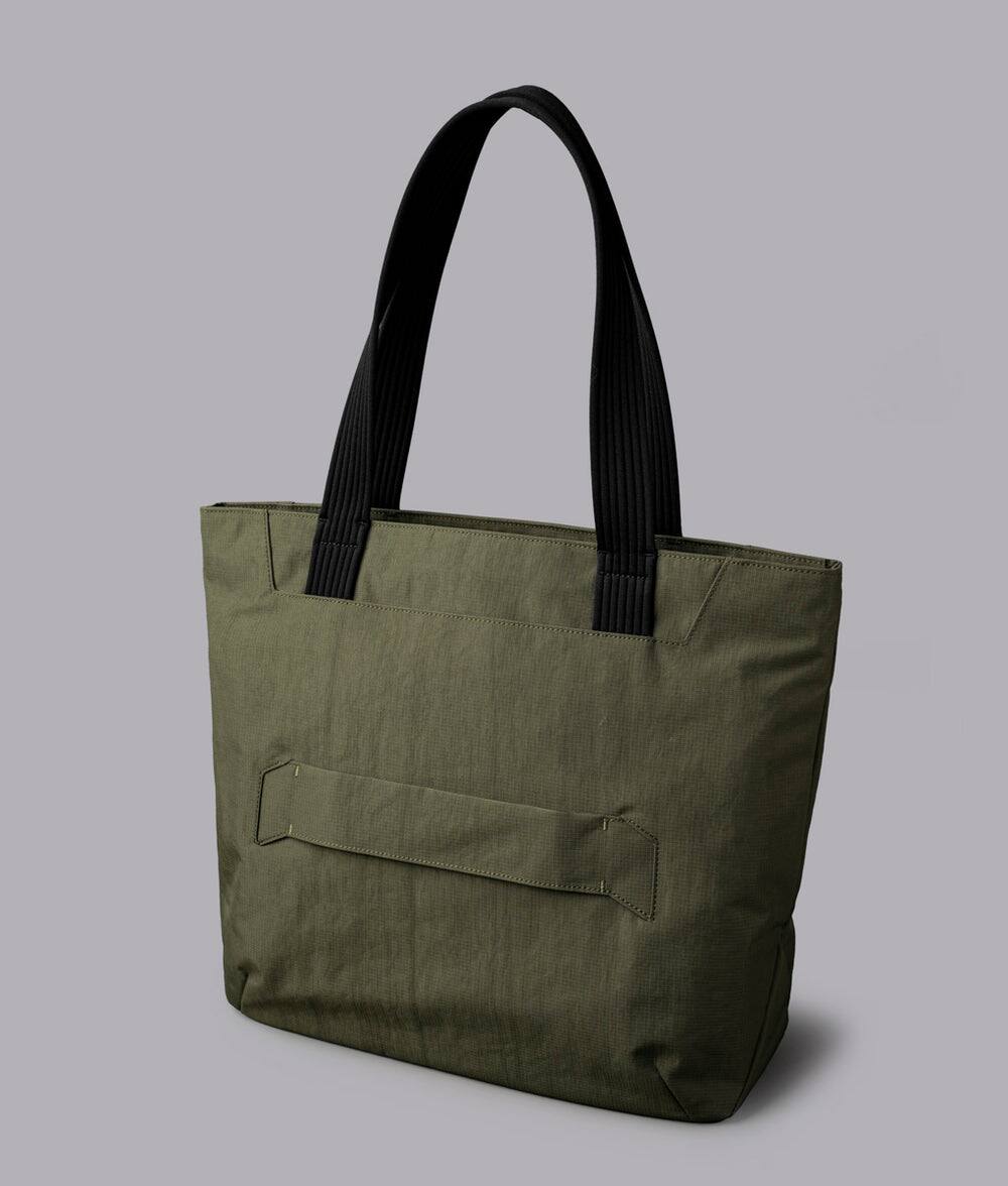 Back. ALPAKA - Flight Tote (L) Laptop Tote Bag for Work, Large Tote Bag Fits 16" MacBook Pro, Water Bottle Pocket, Luggage Pass-Through - Green Axoflux 400D.