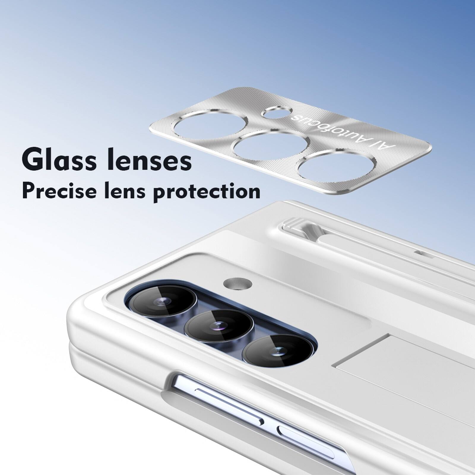 Glass lenses  
Precise lens protection