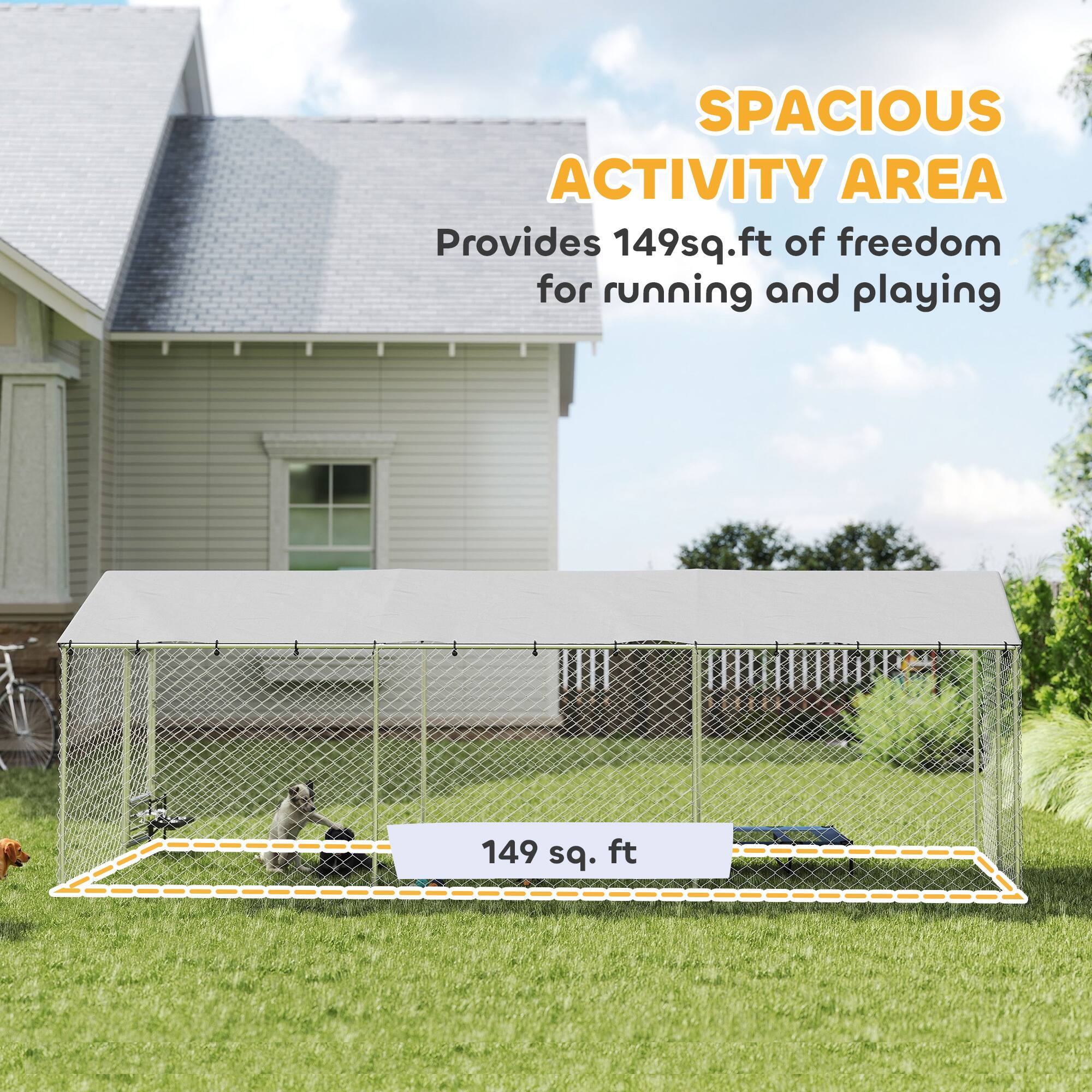 SPACIOUS ACTIVITY AREA  
Provides 149 sq. ft of freedom for running and playing  
149 sq. ft
