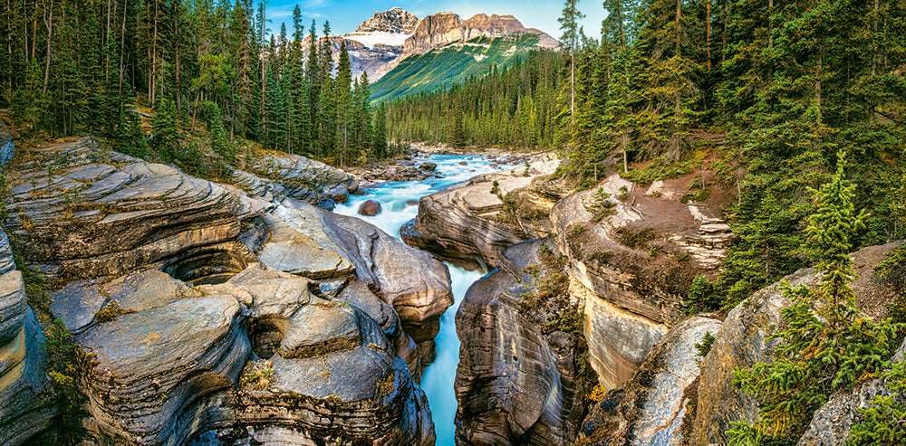Angle. Castorland - CASTORLAND 4000 Piece Jigsaw Puzzles, Mistaya Canyon, Banff National Park, Canada, Castorland C-400348-2 - Red.