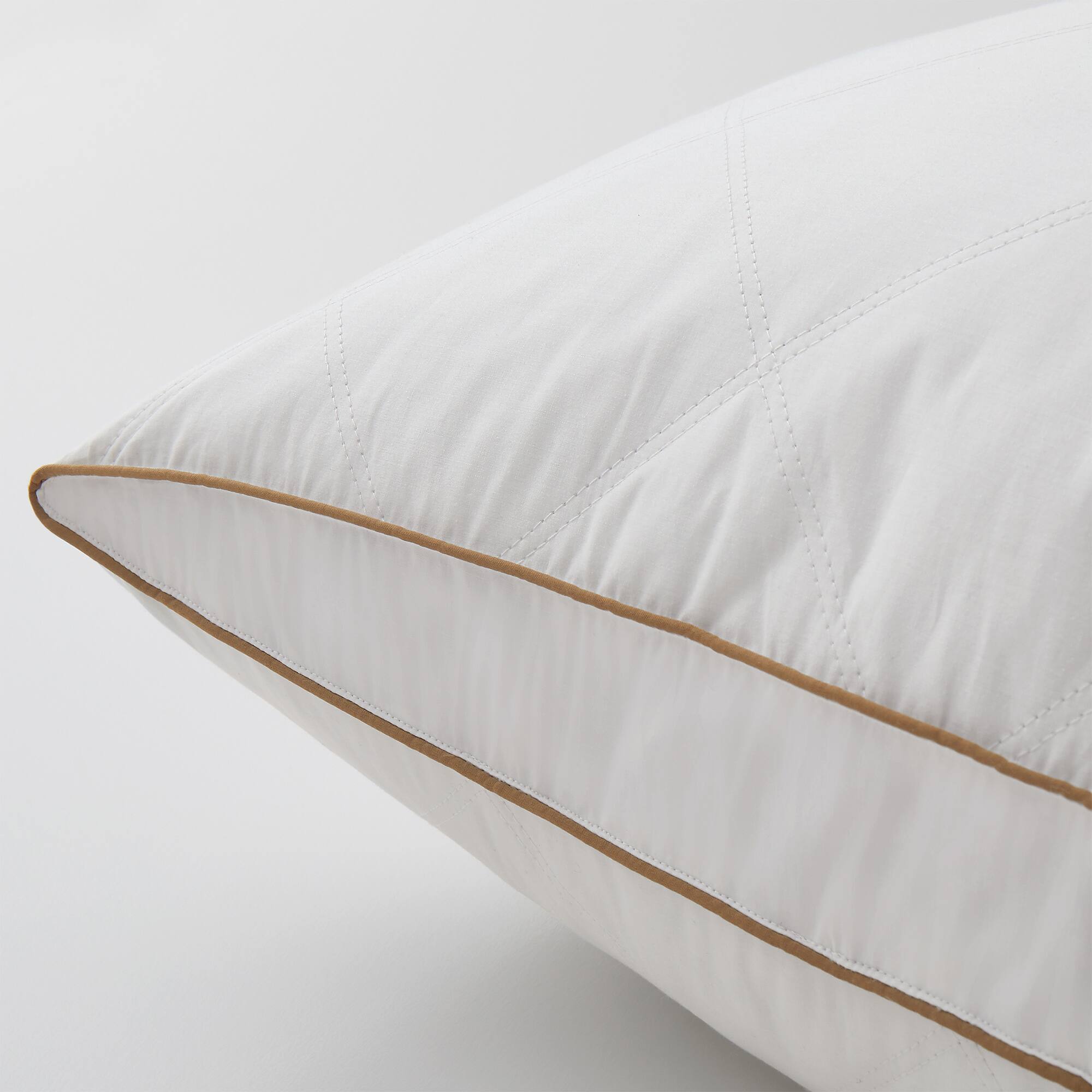 Left. Peace Nest - Peace Nest Medium Firm Goose Feather Down Pillow with Gusset - White.