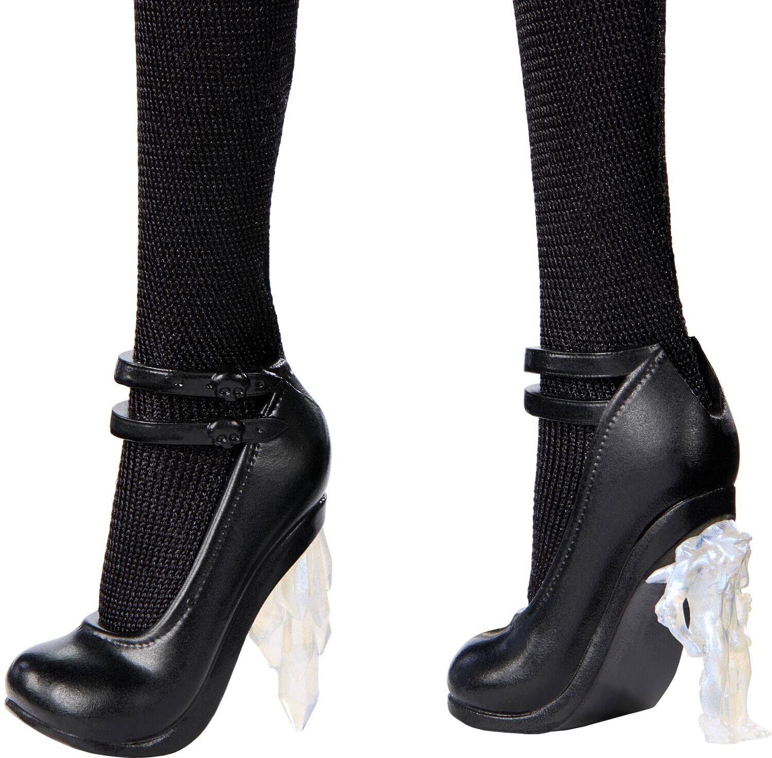 Alt View 4. Mattel - Mattel Collectible - Monster High X Wednesday - Raven Dress Wednesday Doll   - COLLECTIBLES - Multicolor.