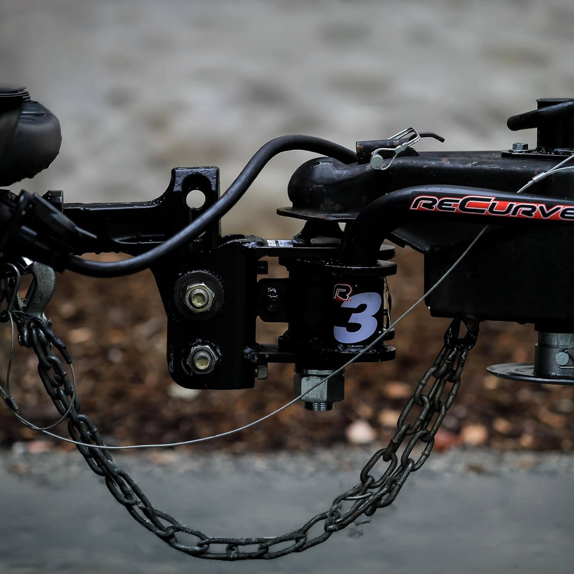 Alt View 6. Camco - Camco Eaz-Lift ReCurve R3 1000Lb Weight Distribution Hitch, Sway Control, 48752 - Black.