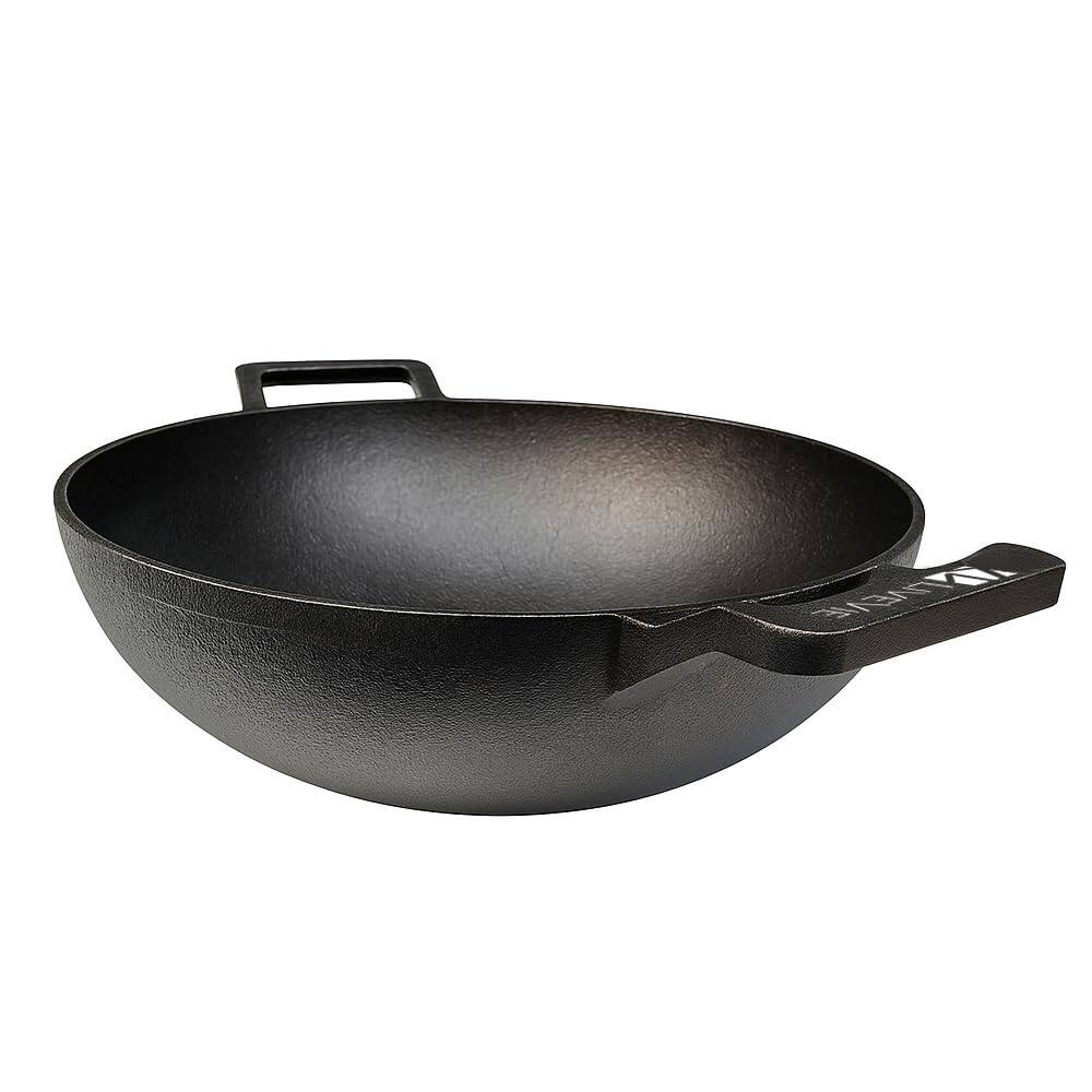 Angle. Amber Sporting Goods - Cast Iron Deep Kadai Wok, 9-Inch, Dual Handles, Heavy-Duty Pot for Frying, Stir-Fry & Curries - Black.