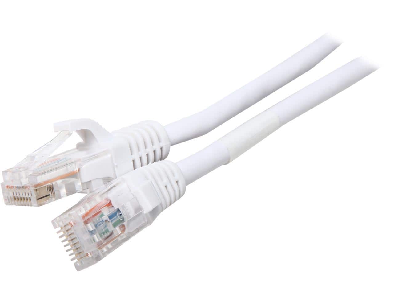 Cables to Go - C2G 25428 Cat5e Cable - Snagless Unshielded Ethernet Network Patch Cable, White (10 Feet, 3.04 Meters)