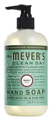 HARDWORKING HOMEKEEPING
Mrs. MEYER'S CLEAN DAY
AROMATHERAPEUTIC HOUSEHOLD PRODUCTS
Creating clean and happy homes since 2000.
Gentle on the earth.
BASIL SCENT
A fresh scent that preserves the senses and a sparkling clean home.
HAND SOAP
CONTAINS OLIVE OIL & ALOE VERA
12.5 FL OZ 374 mL