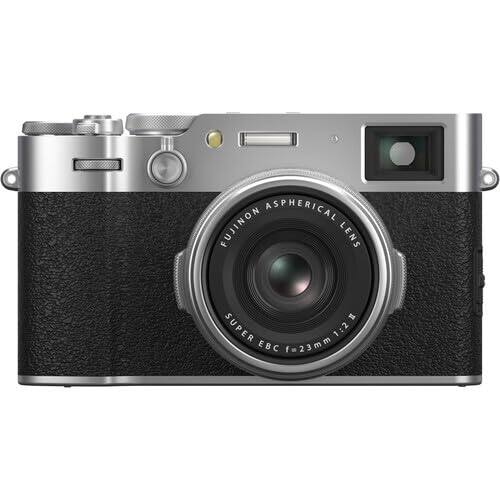 富士フイルム FUJIFILM X100VI 【シルバー +アクセサリー多数】 FUJIFILM X100VI Digital Camera (Silver) - 7PC Accessory Bundle