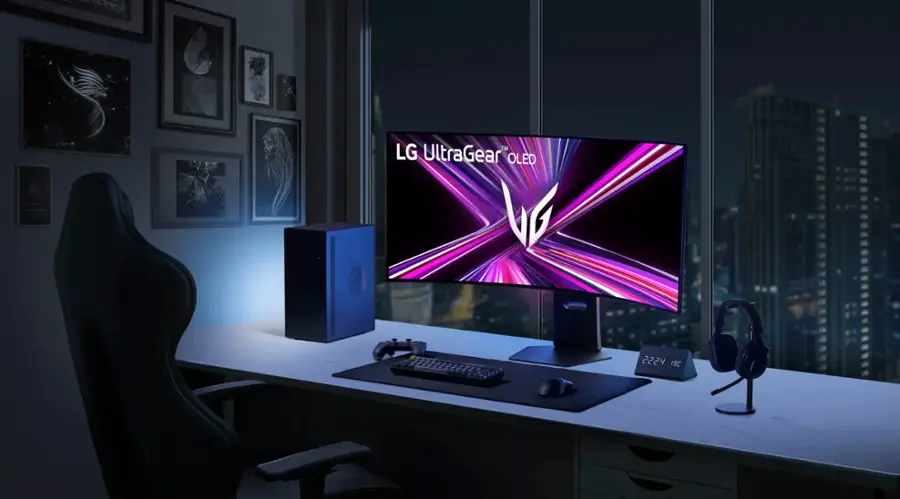 I am an LG UltraGear OLED monitor with a screen size of 22 inches and a resolution of 195.