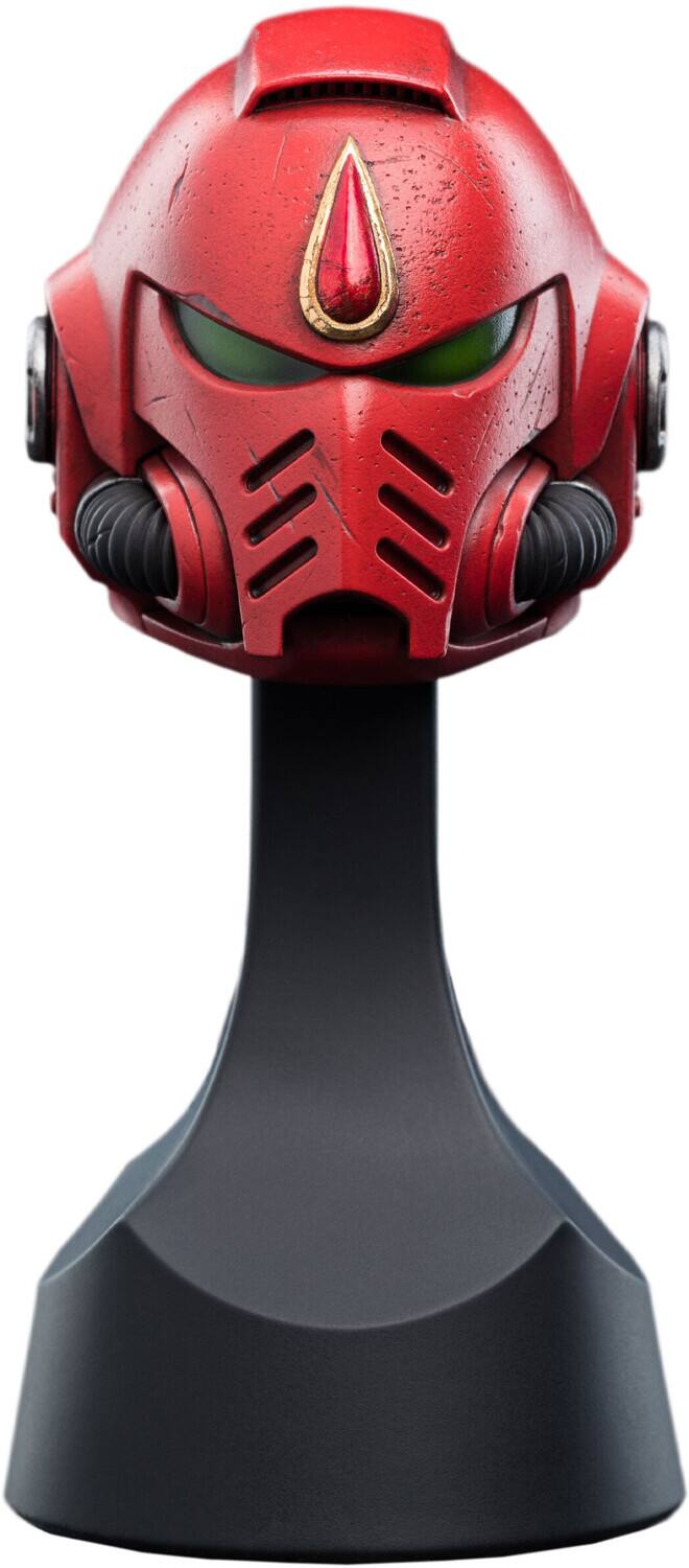 Front. Weta Workshop - WETA Workshop Mini Prop Replica - Warhammer 40,000 - Blood Angels Miniature Helmet - COLLECTIBLES - Multicolor.