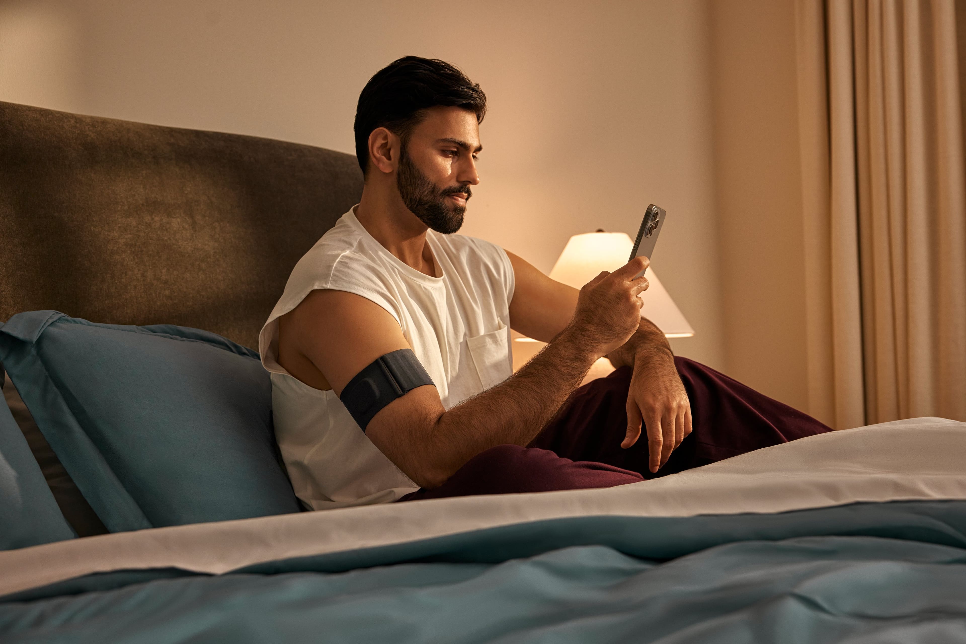 Alt View 7. Garmin - Index Sleep Monitor Size: L/XL - Black.