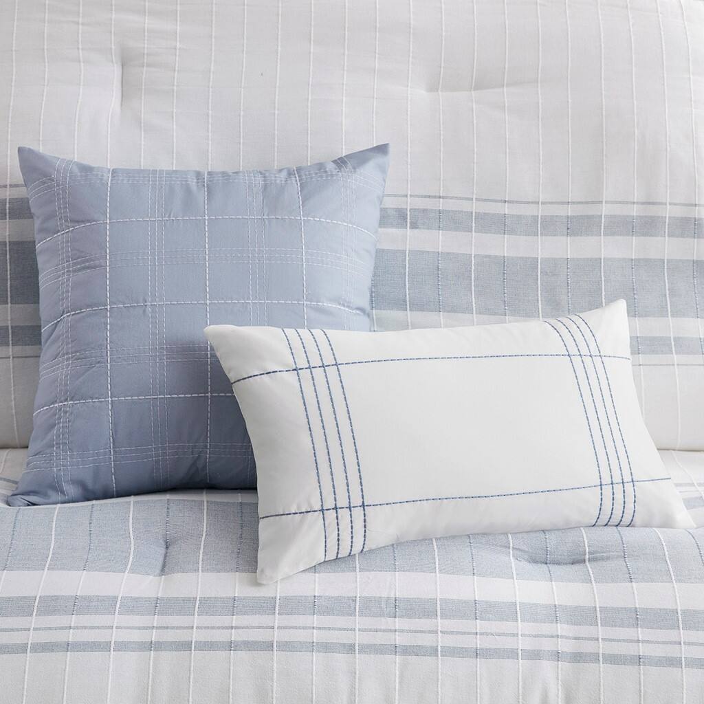 Alt View 3. Gracie Mills - Gracie Mills Brigadoon 6 Piece Cotton Jacquard Oversized Comforter Set - White/Blue.