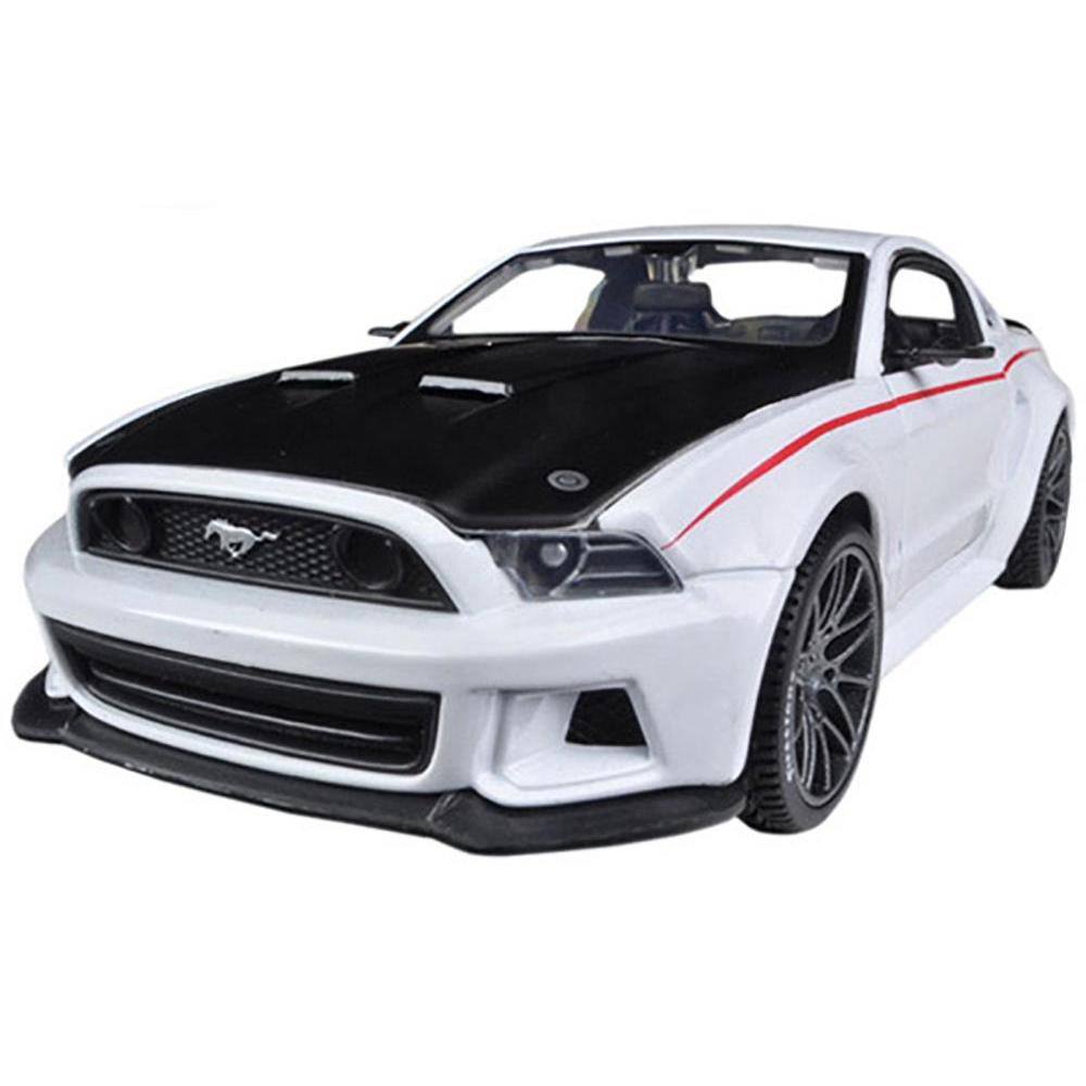 Angle. Maisto - 2014 Ford Mustang "Street Racer" White with Black Hood "Special Edition" Series 1/24 Diecast Model Car by Maisto - White with Black.