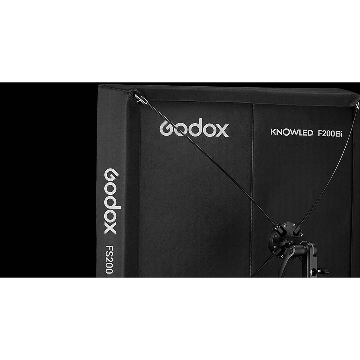 Godox FS200  
Godox KNOWLED F200Bi