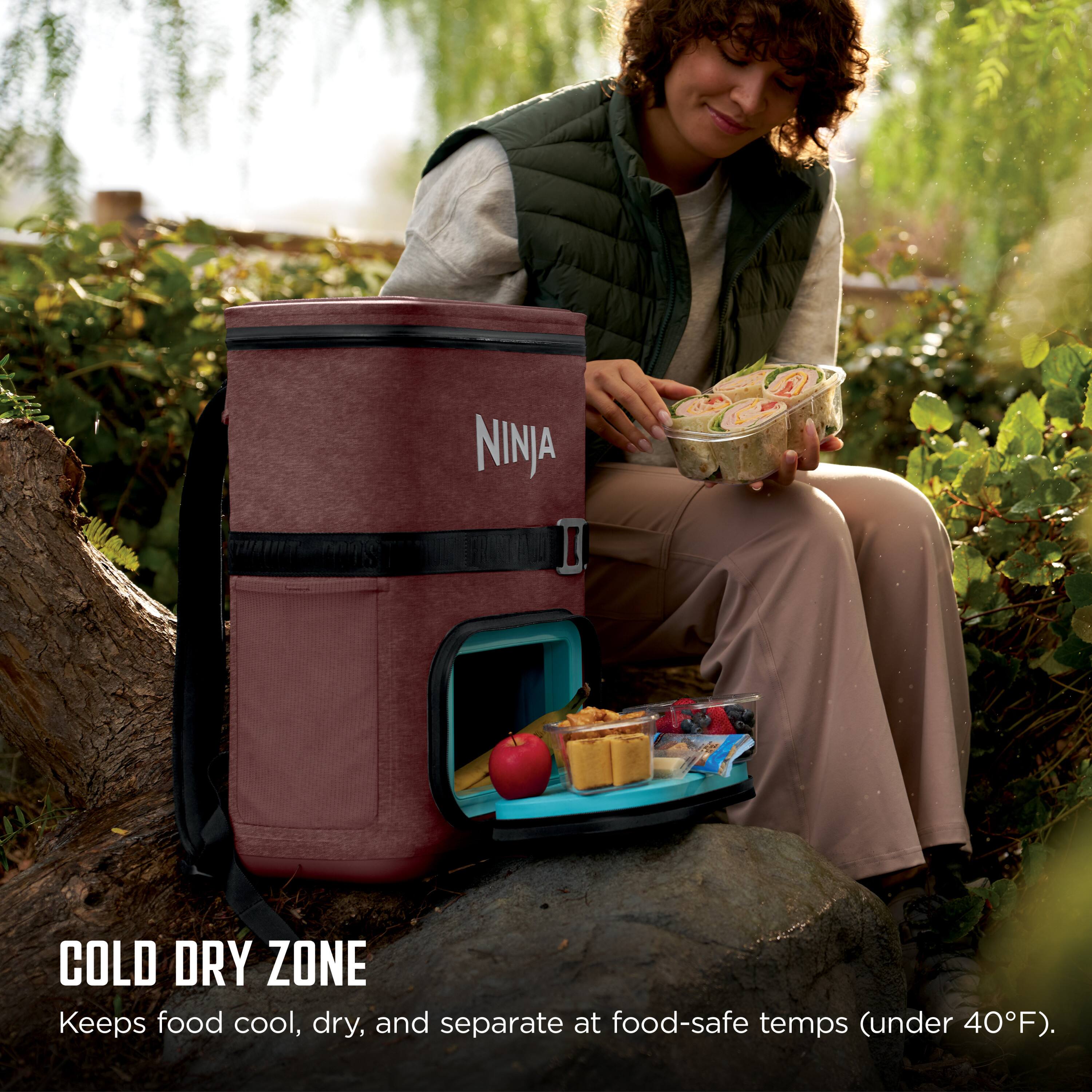 COLD DRY ZONE  
Keeps food cool, dry, and separate at food-safe temps (under 40°F).