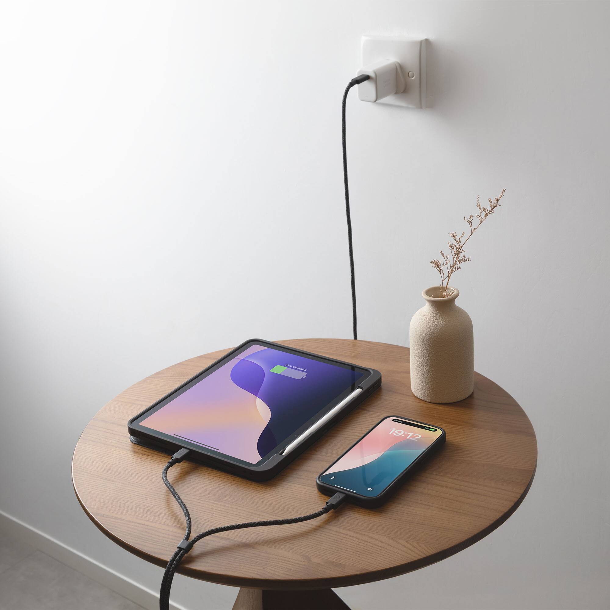 Alt View 5. Native Union - Belt Cable 2-in-1 (USB-C to USB-C & USB-C) - COSMOS.