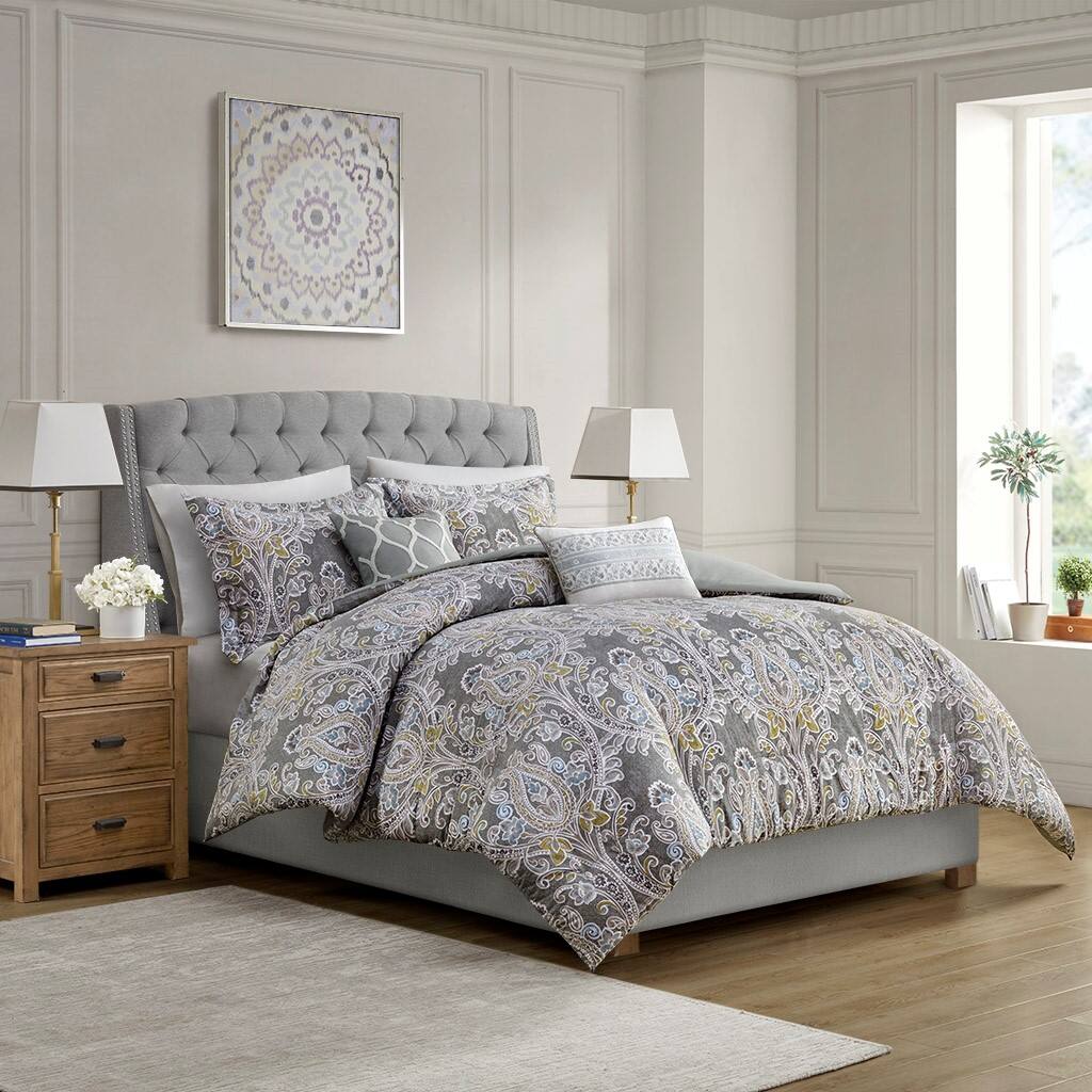 Alt View 1. Gracie Mills - Gracie Mills Brant Damask 5-Piece Cotton Duvet Cover Set - Grey.