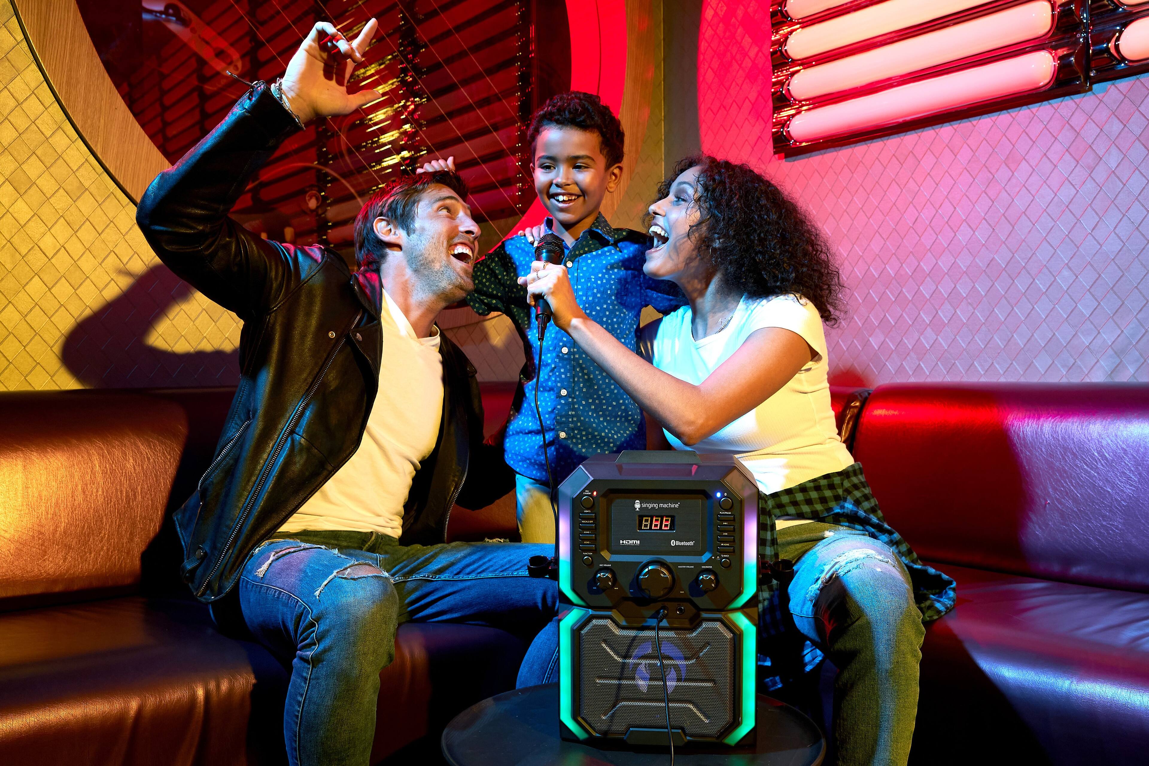 Left. Singing Machine - SingCast K-Box Karaoke Machine Karaoke System - Black.