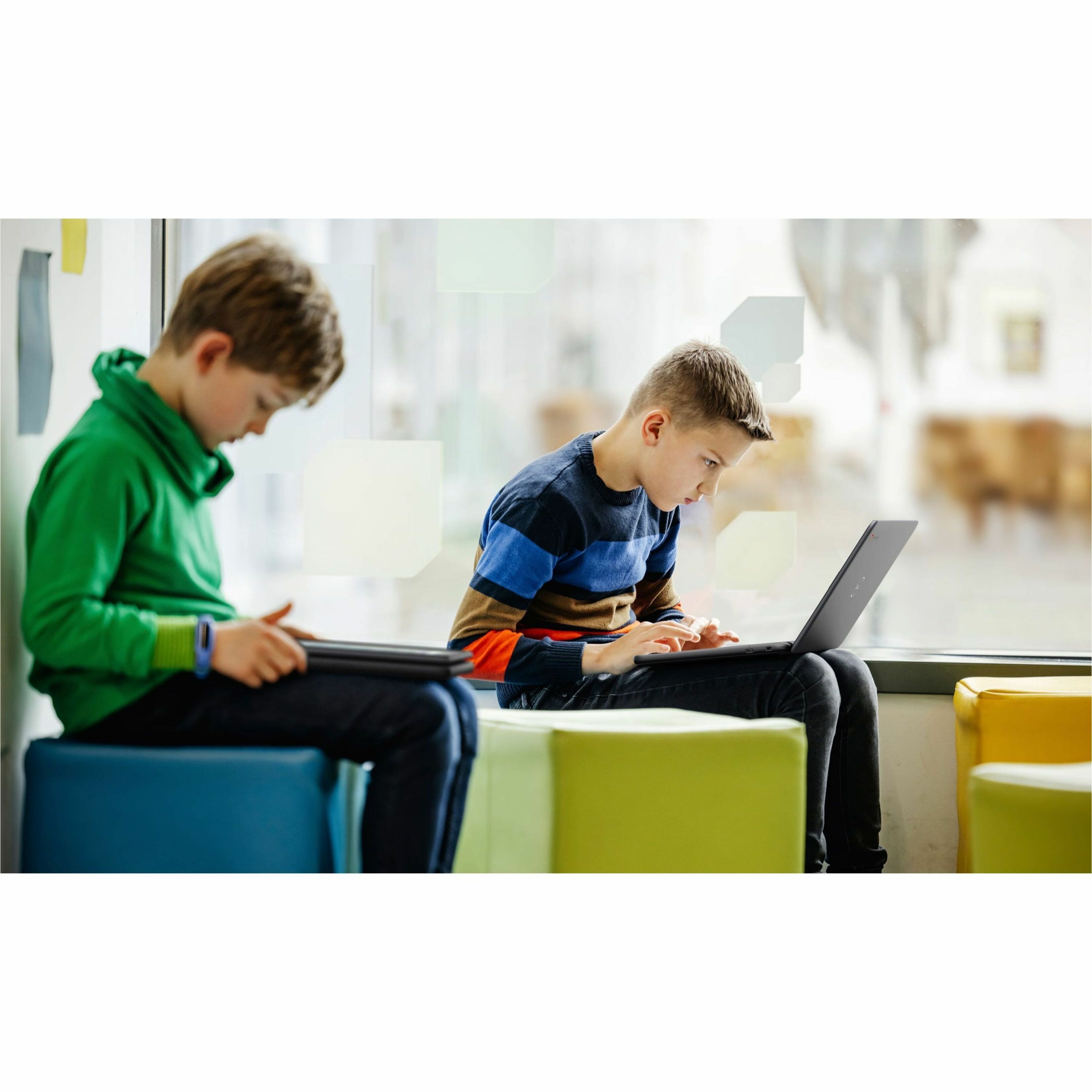 Alt View 28. Dell - Chromebook 3120 11.6" Touchscreen Laptop Intel N-Series N100 4GB 64GB EMMC - Gray.