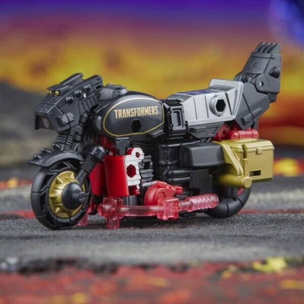 Alt View 7. Hasbro - Transformers Generations Legacy United Deluxe Class Star Raider | Road Pig - Multi-Colored.