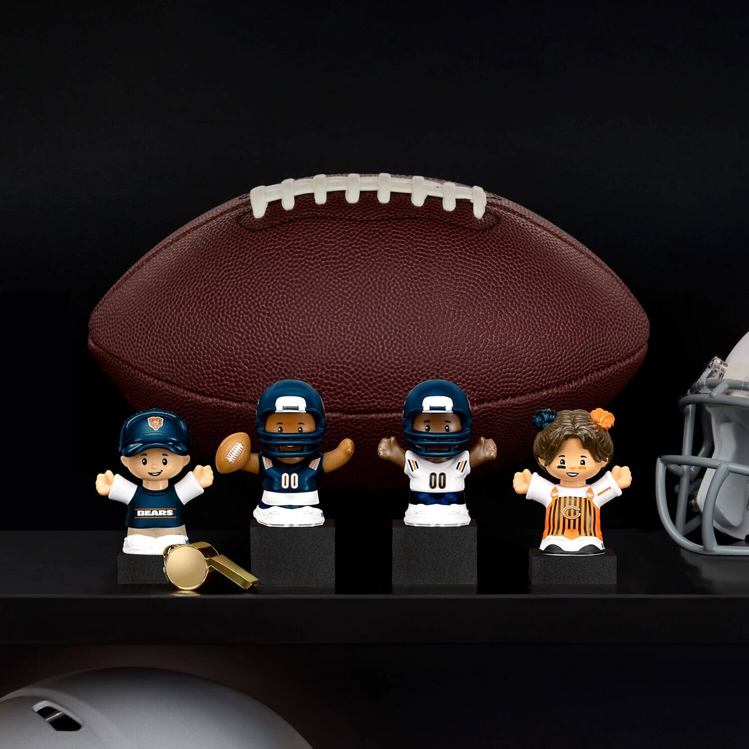 Alt View 1. Fisher Price - Fisher Price - Little People Collector x NFL Chicago Bears 4-Pack  - COLLECTABLES - Multicolor.