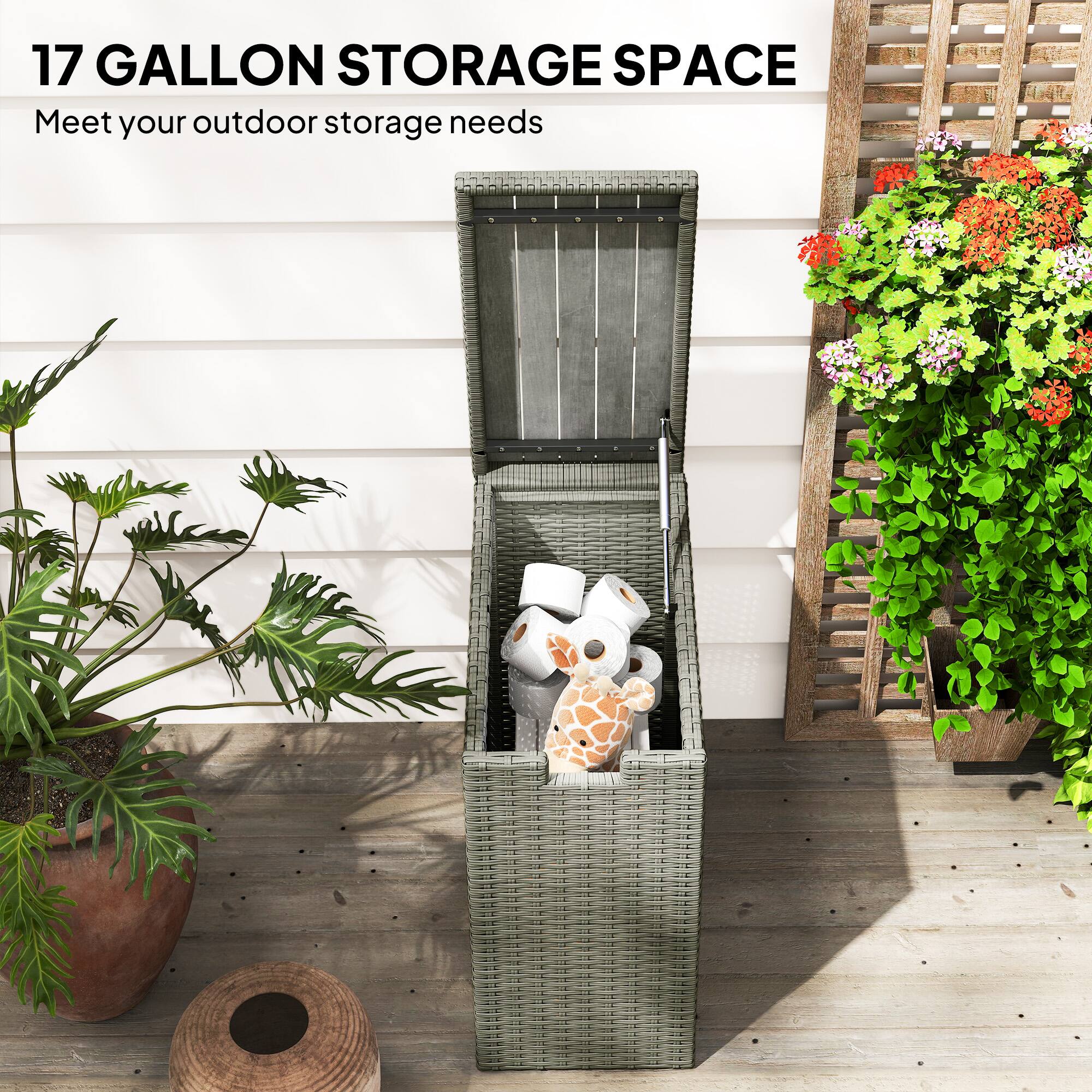 17 GALLON STORAGE SPACE
Meet your outdoor storage needs