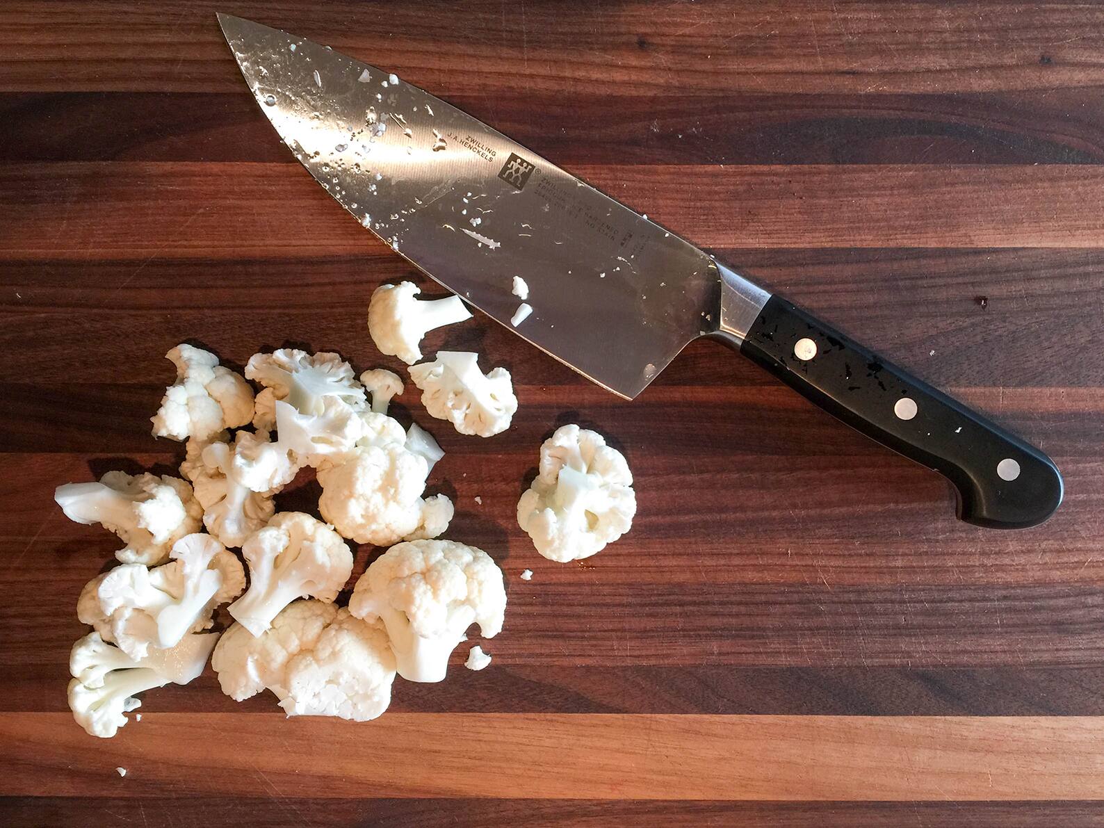 Alt View 3. ZWILLING - ZWILLING Pro 6-inch Chef's Knife - Stainless Steel.