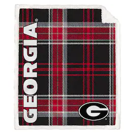 Pegasus - Georgia Bulldogs 50" x 60" Playmaker Plaid Ultra Cozy Sherpa Throw - Multicolor