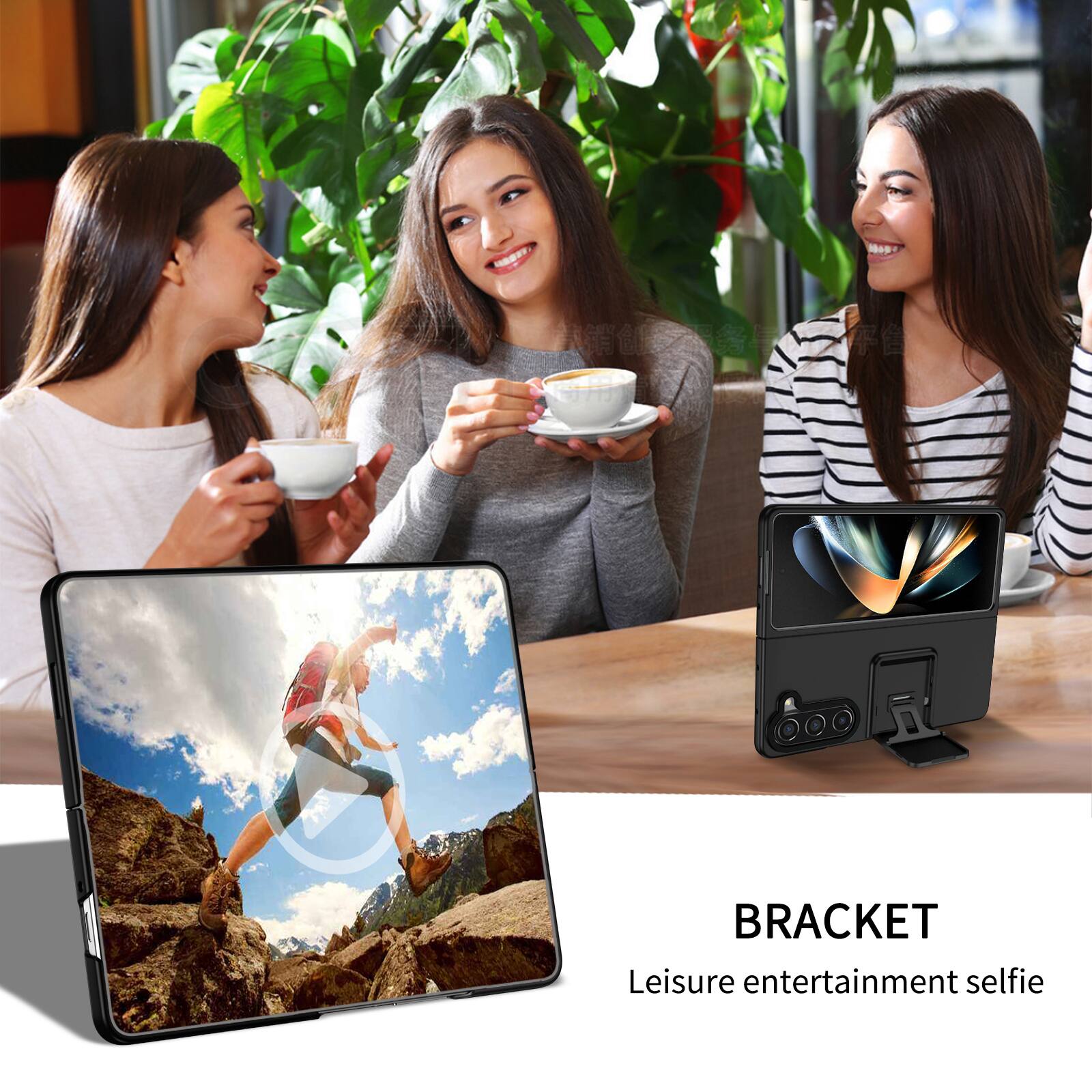 BRACKET  
Leisure entertainment selfie