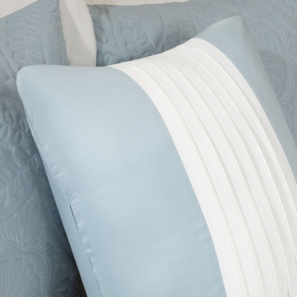 Alt View 5. Gracie Mills - Gracie Mills Haywood 5-Piece Reversible Bedspread Set - Blue.