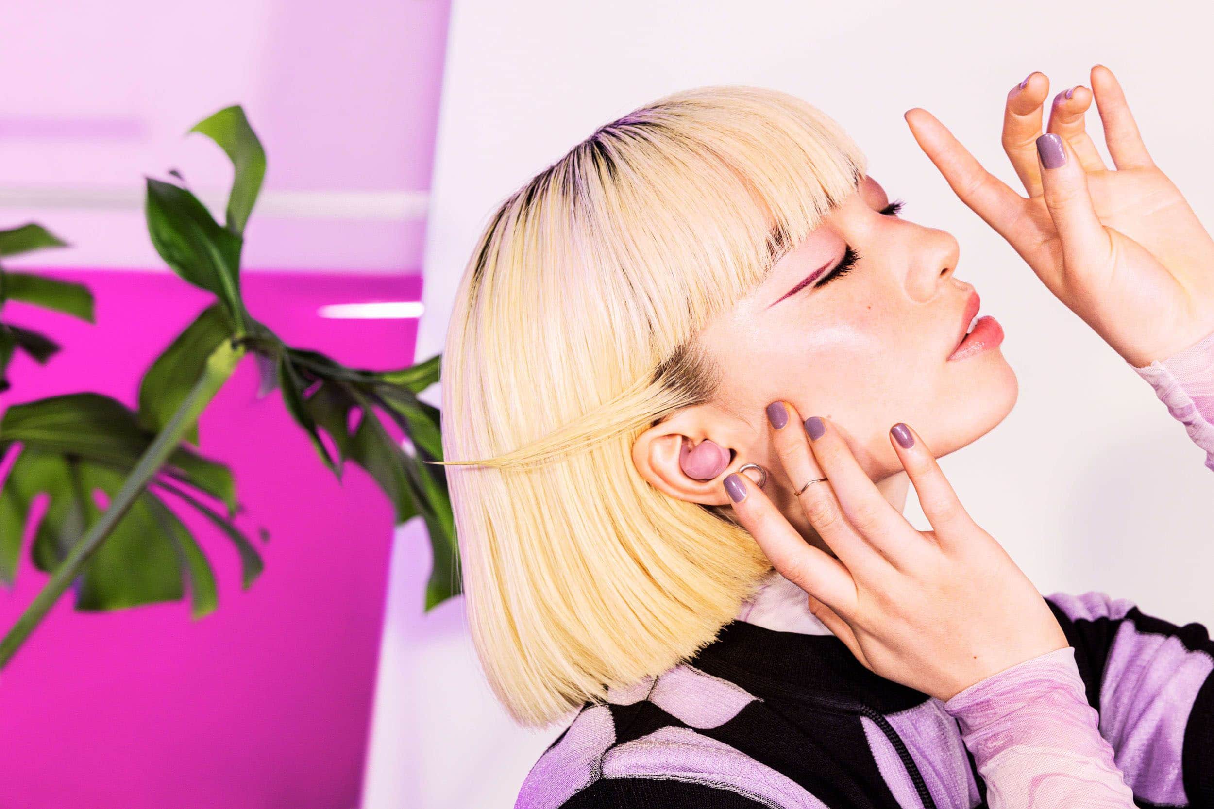 Alt View 6. Sony - LinkBuds Fit True Wireless Noise Canceling Earbuds - Pink.