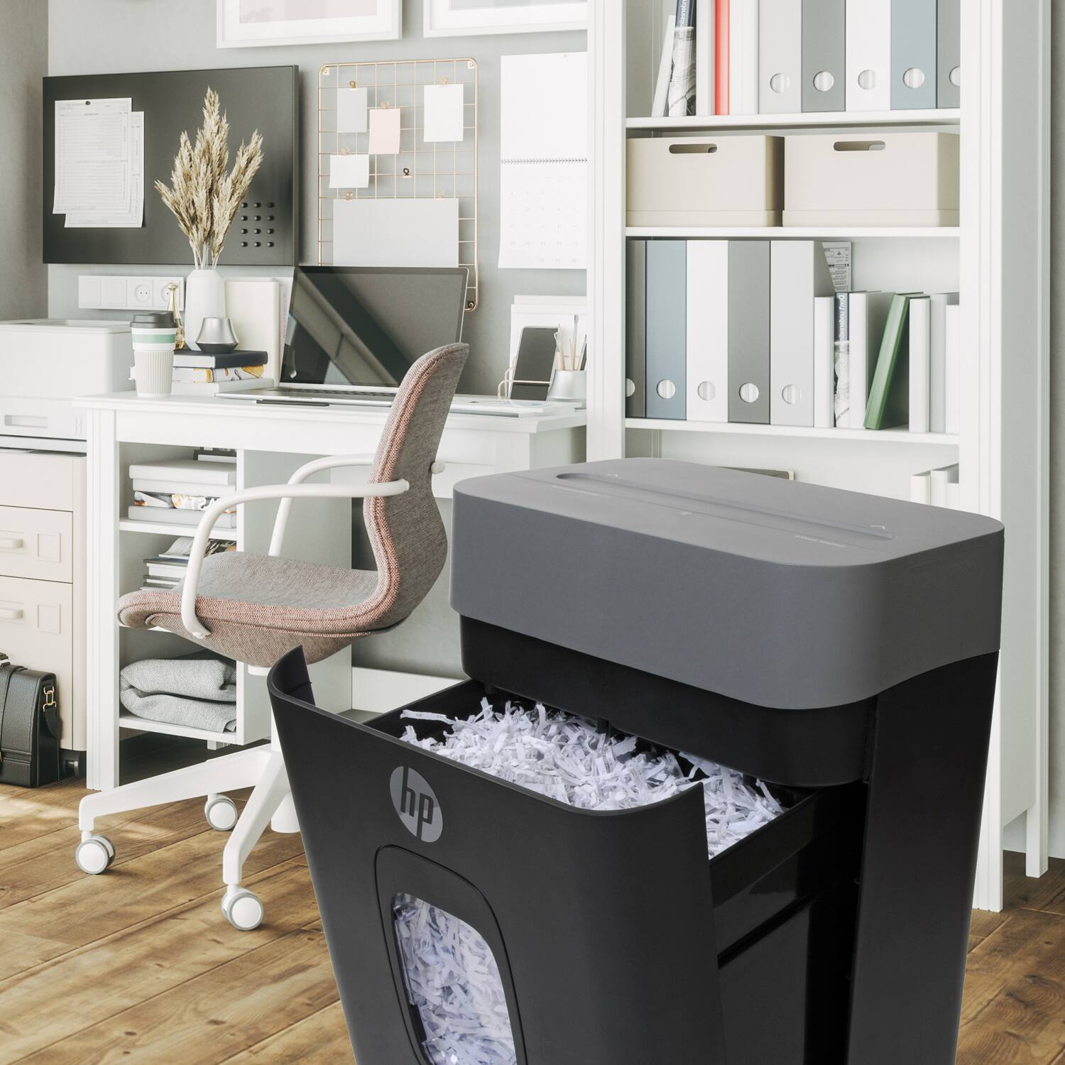 Alt View 20. HP - 8-Sheet Crosscut Paper Shredder.