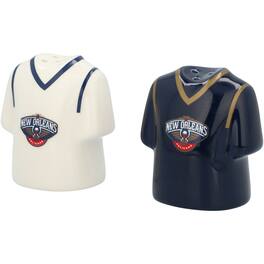The Memory Company - New Orleans Pelicans Jersey Salt & Pepper Shaker Set - Multicolor