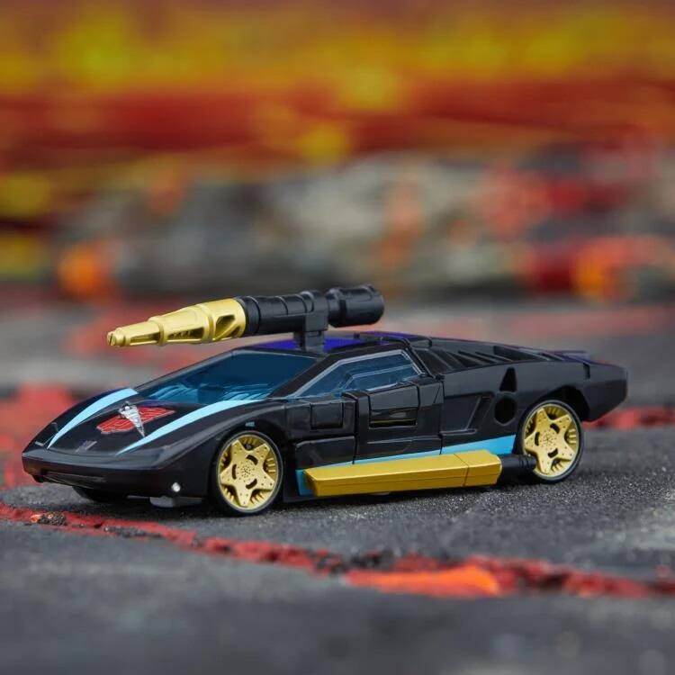 Alt View 7. Hasbro - Hasbro Collectibles - Transformers - Legacy - Deluxe Class Armada Universe Wheeljack   - Collectibles - Multicolor.