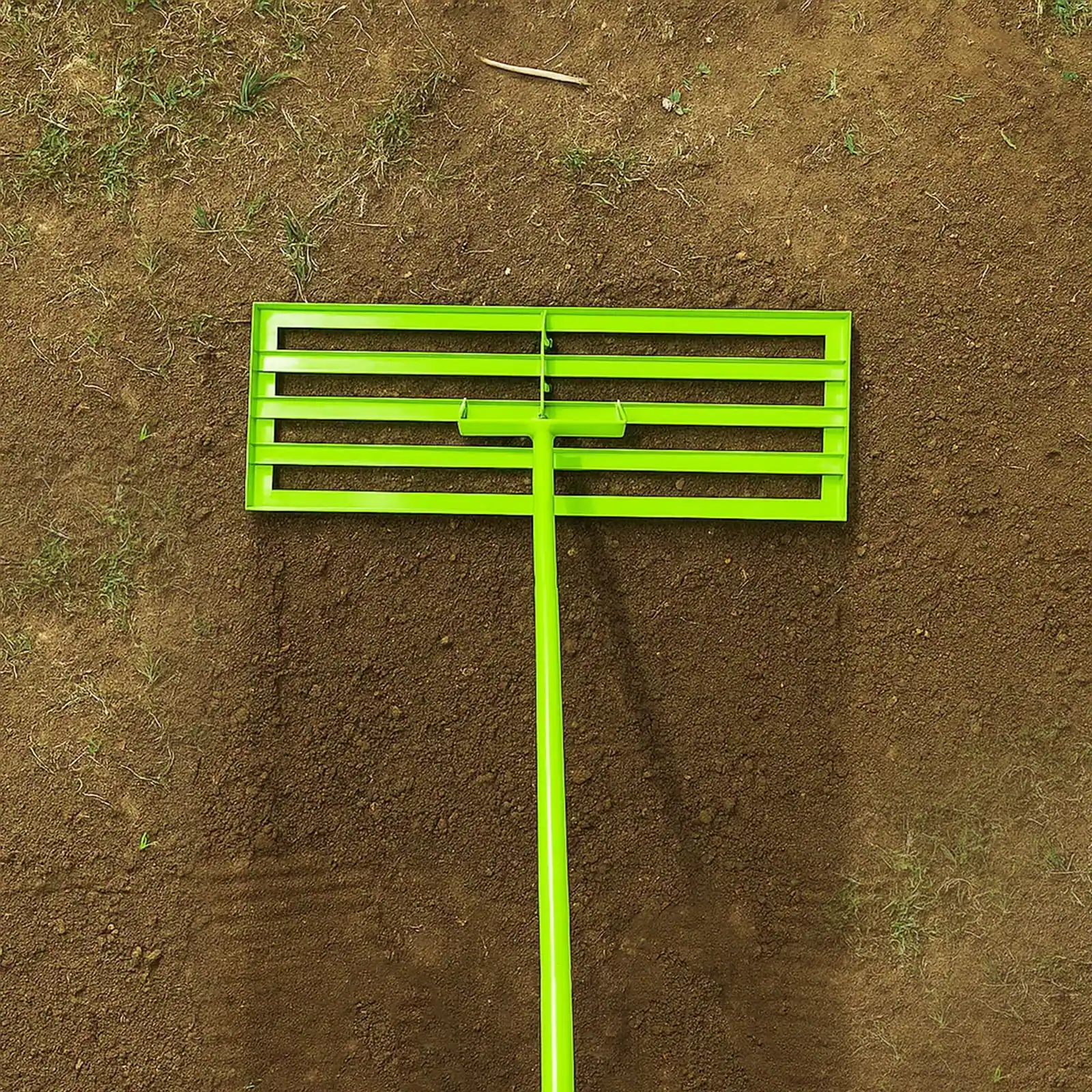 Alt View 5. Steelite - Lawn Leveling Rake, 30" x 10" Heavy Duty Level Tool with 72 Inch Adjustable Handle for Soil, Grass and Golf Field - Green.