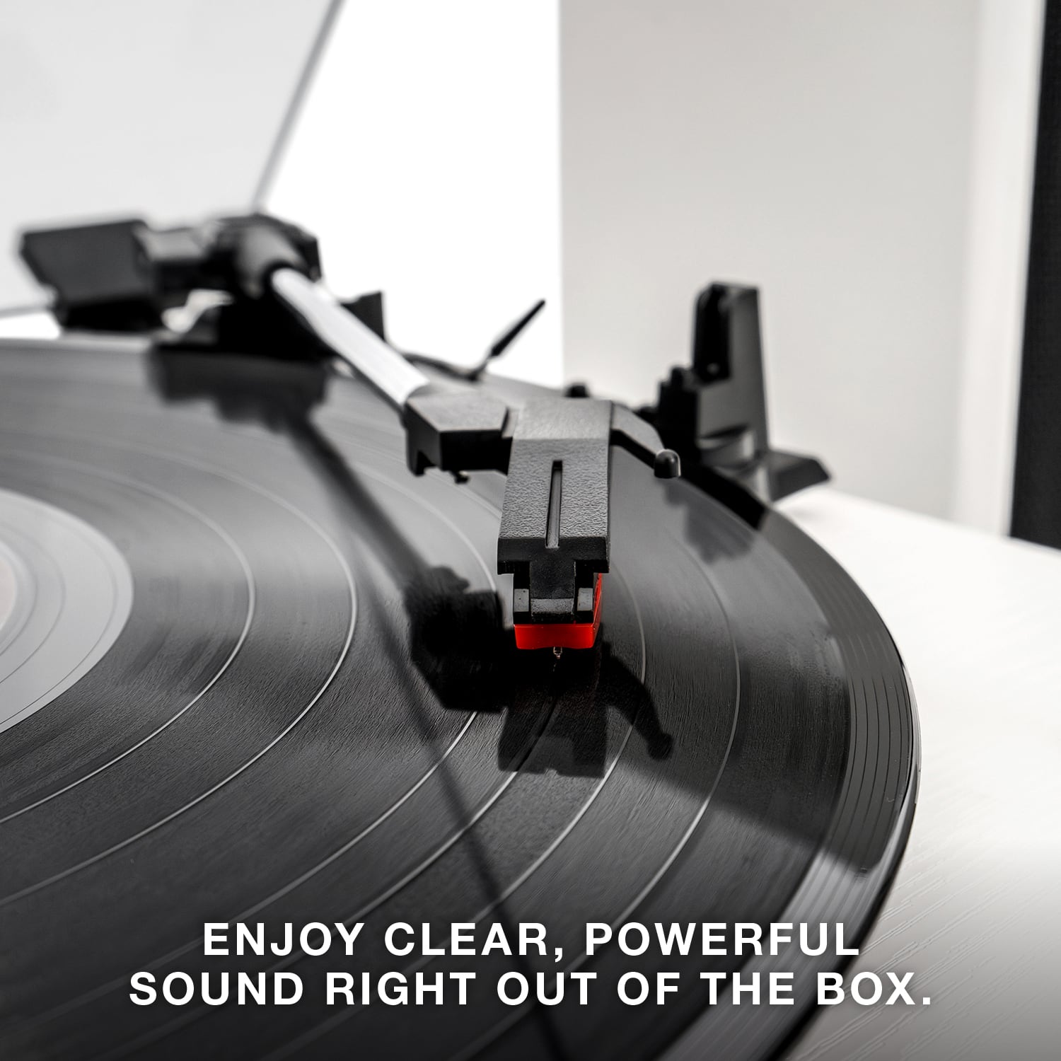 ENJOY CLEAR, POWERFUL SOUND RIGHT OUT OF THE BOX.