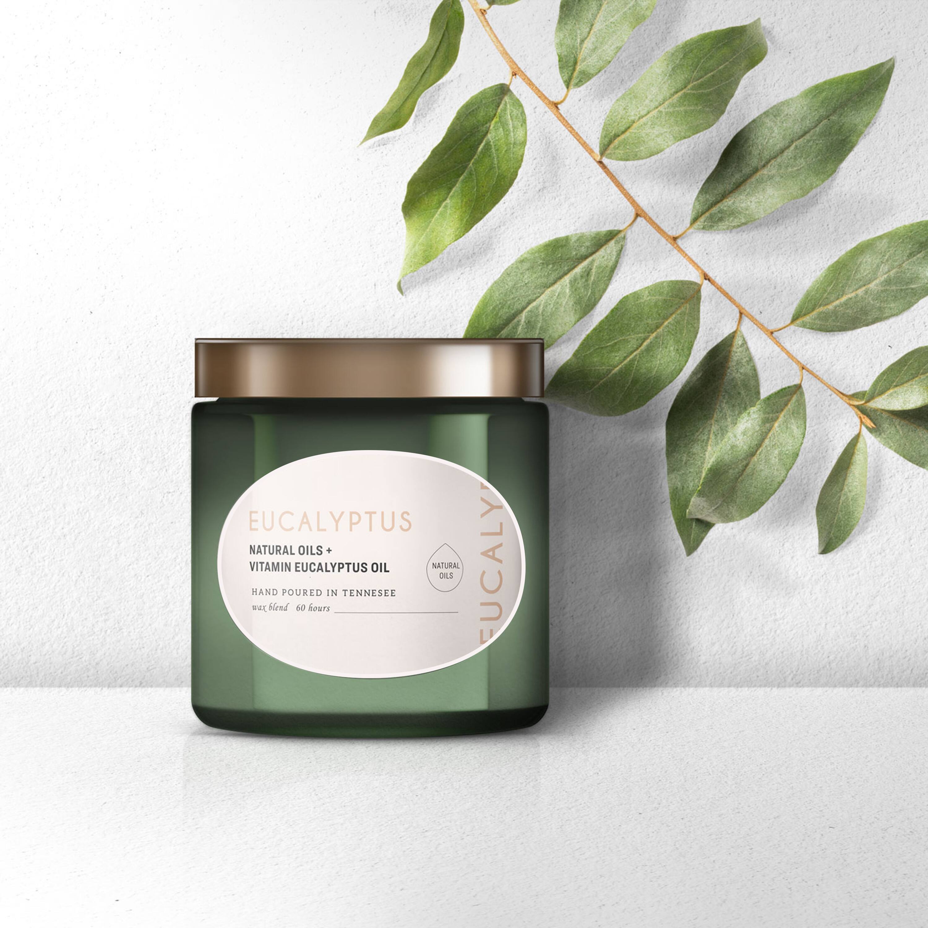 EUCALYPTUS  
NATURAL OILS + VITAMIN EUCALYPTUS OIL  
HAND POURED IN TENNESSEE  
wax blend 60 hours