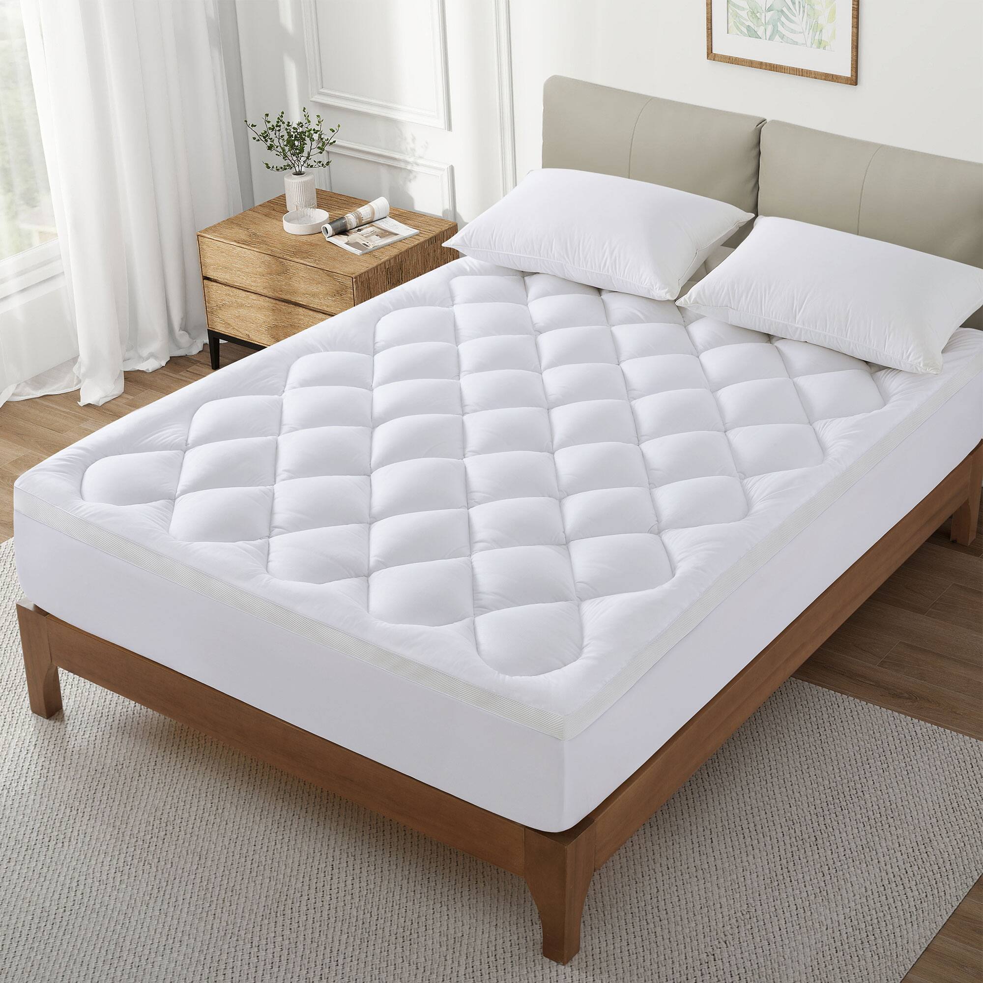 Left. Peace Nest - Peace Nest 3-inch Soft Fitted Quilted Foam Mattress Pad with Elastic Deep Pocket, Full - White.