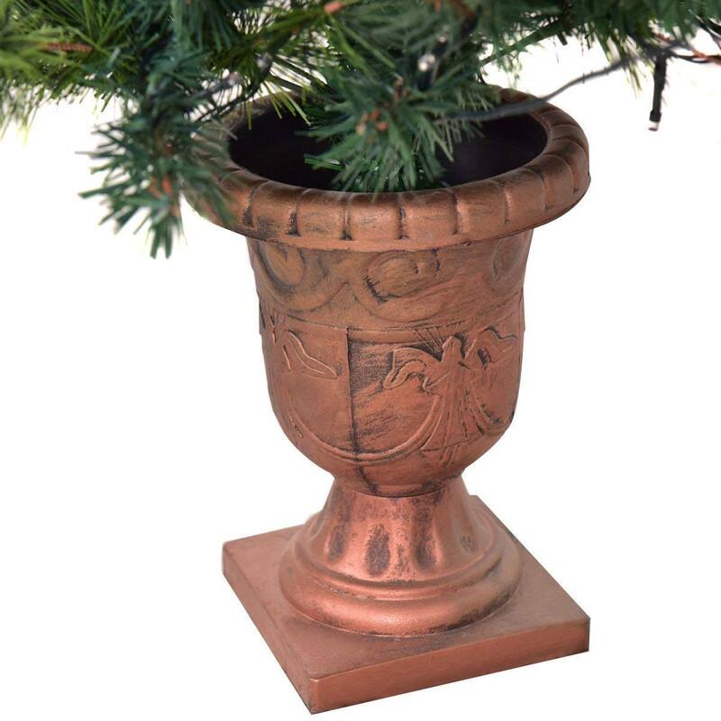 Back. WELLFOR - 4 ft Pre‑Lit Pre‑Decorated Artificial Christmas Tree with Warm‑White LEDs, Red Berries & Pine Cones - Green.