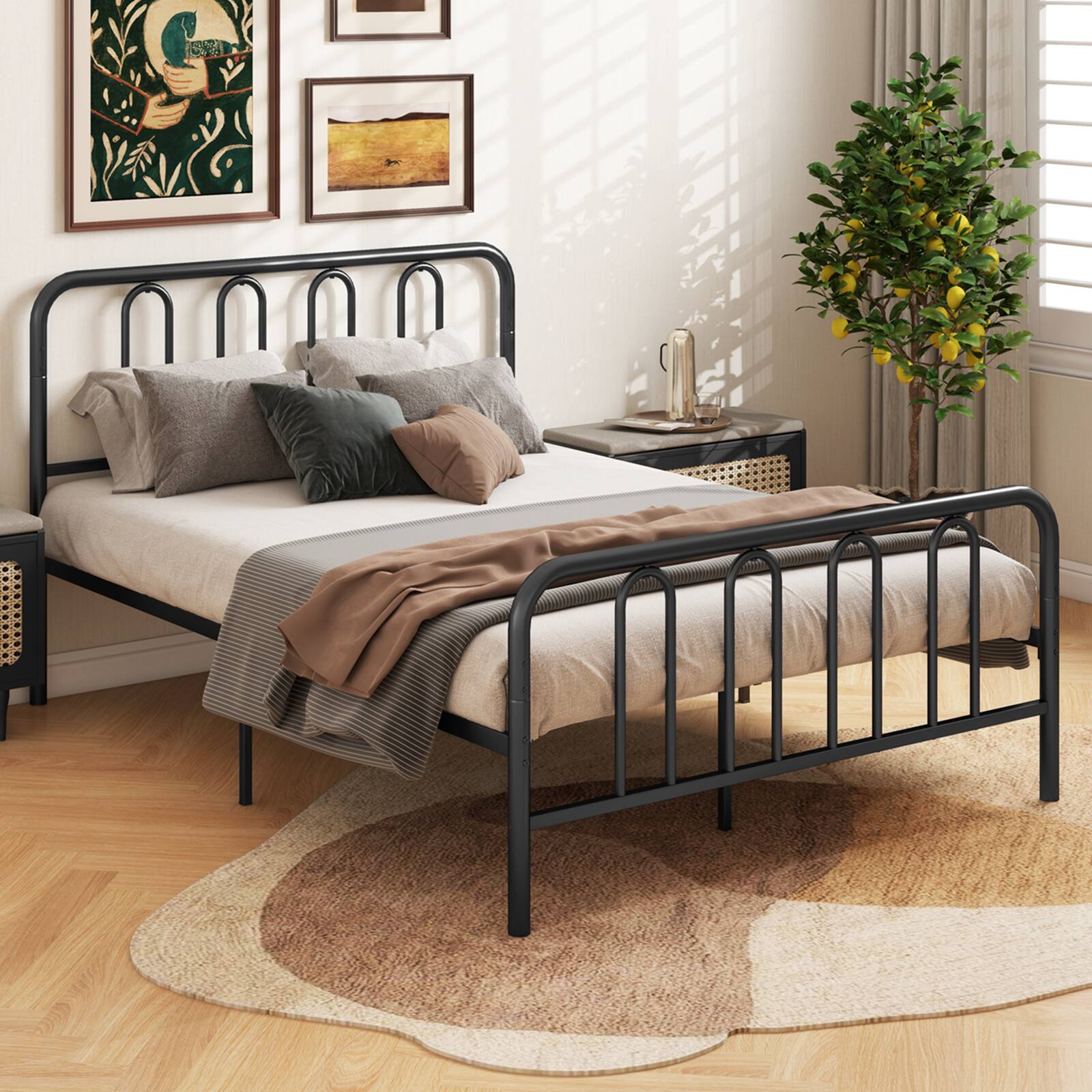 Gymax - Stylish Full Size Metal Bed Frame Platform Bed Base w/ Headboard & Footboard - Black