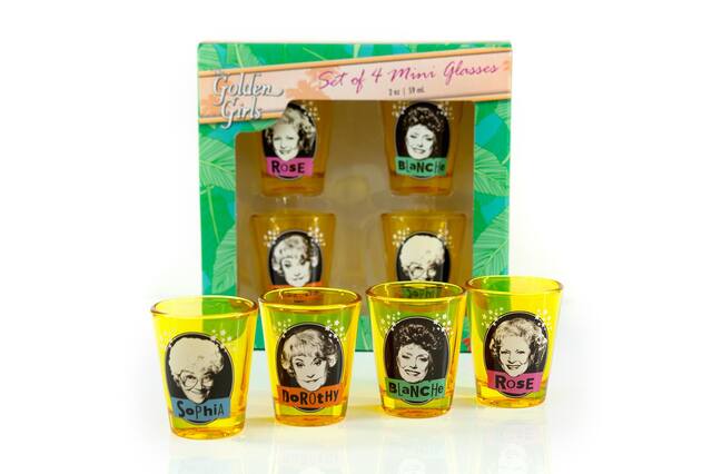 Golden Girls Set of 4 Mini Glasses 2 oz | 59 ml
Rose
Blanche
Sophia
Dorothy
Blanche
Rose
