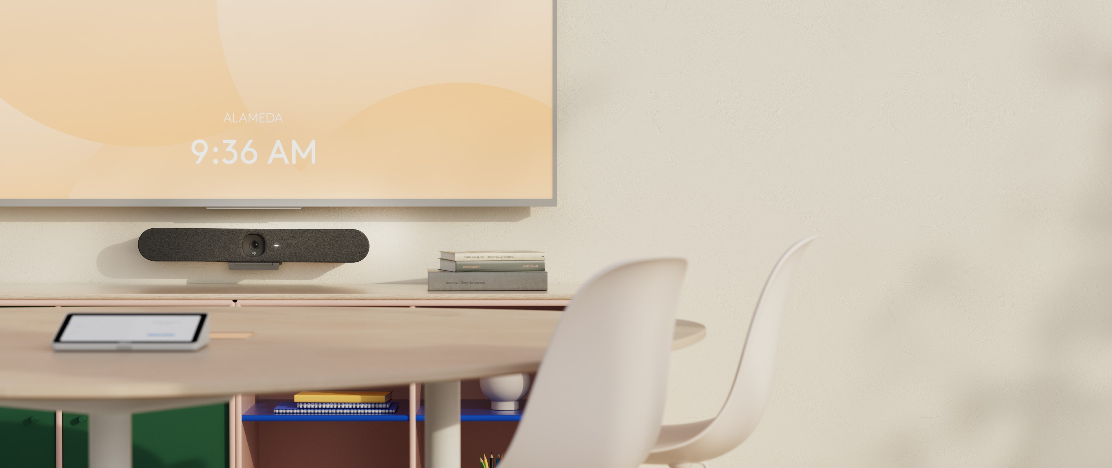 Alt View 13. Logitech - Rally Bar Huddle 4K Ultra HD Webcam for Business - Black.